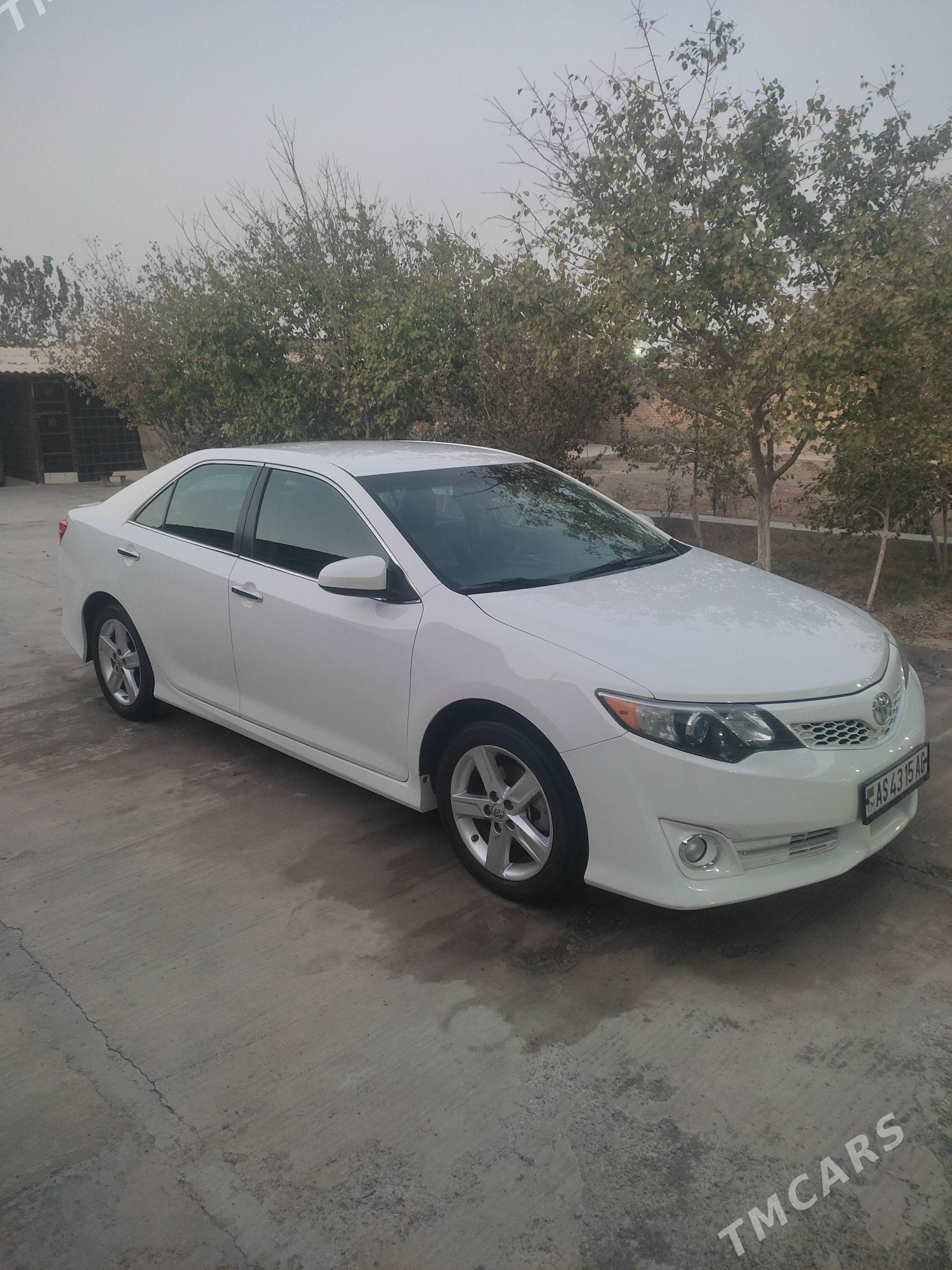 Toyota Camry 2012 - 245 000 TMT - Ашхабад - img 1