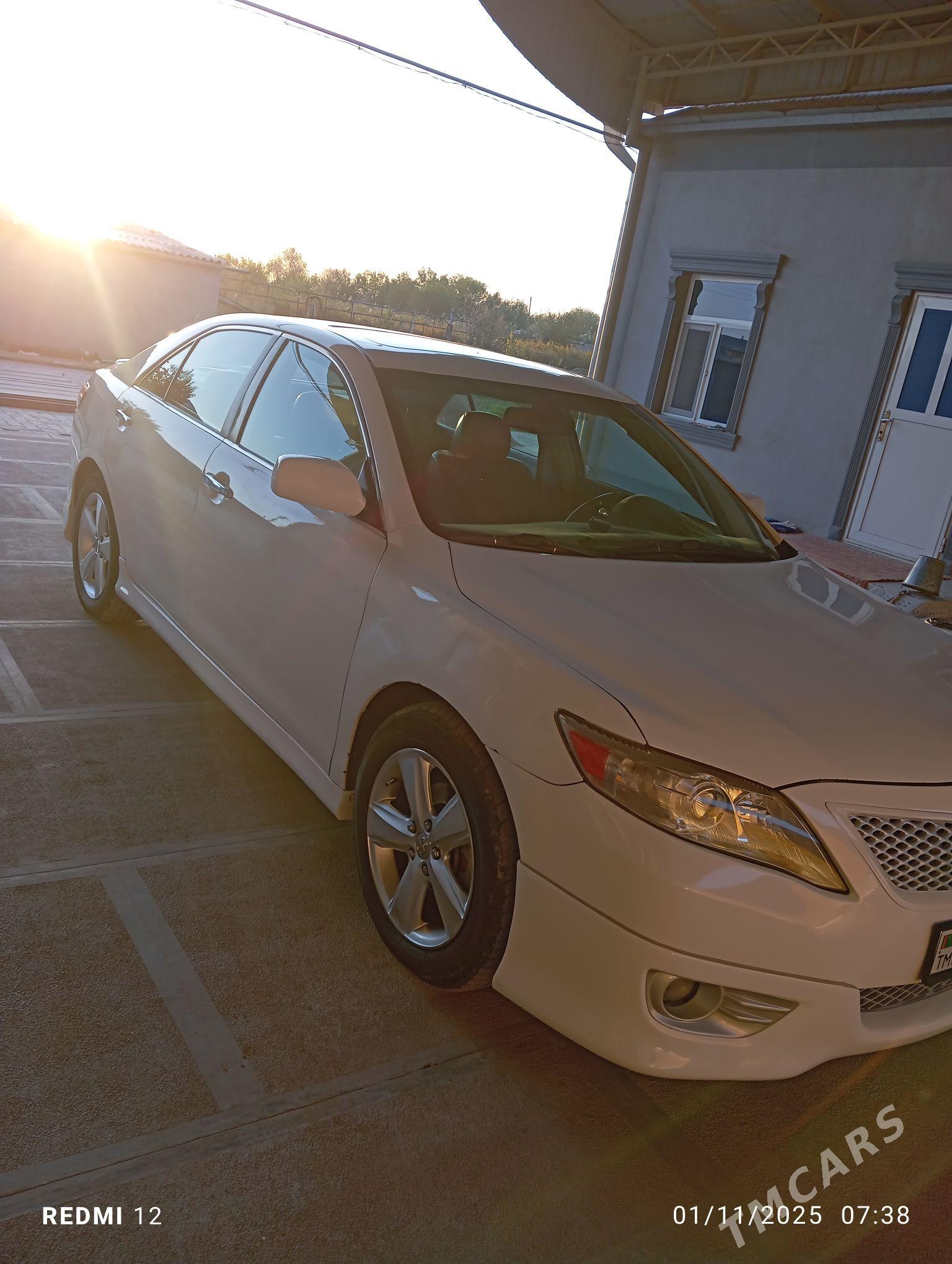 Toyota Camry 2008 - 200 000 TMT - Мургап - img 1