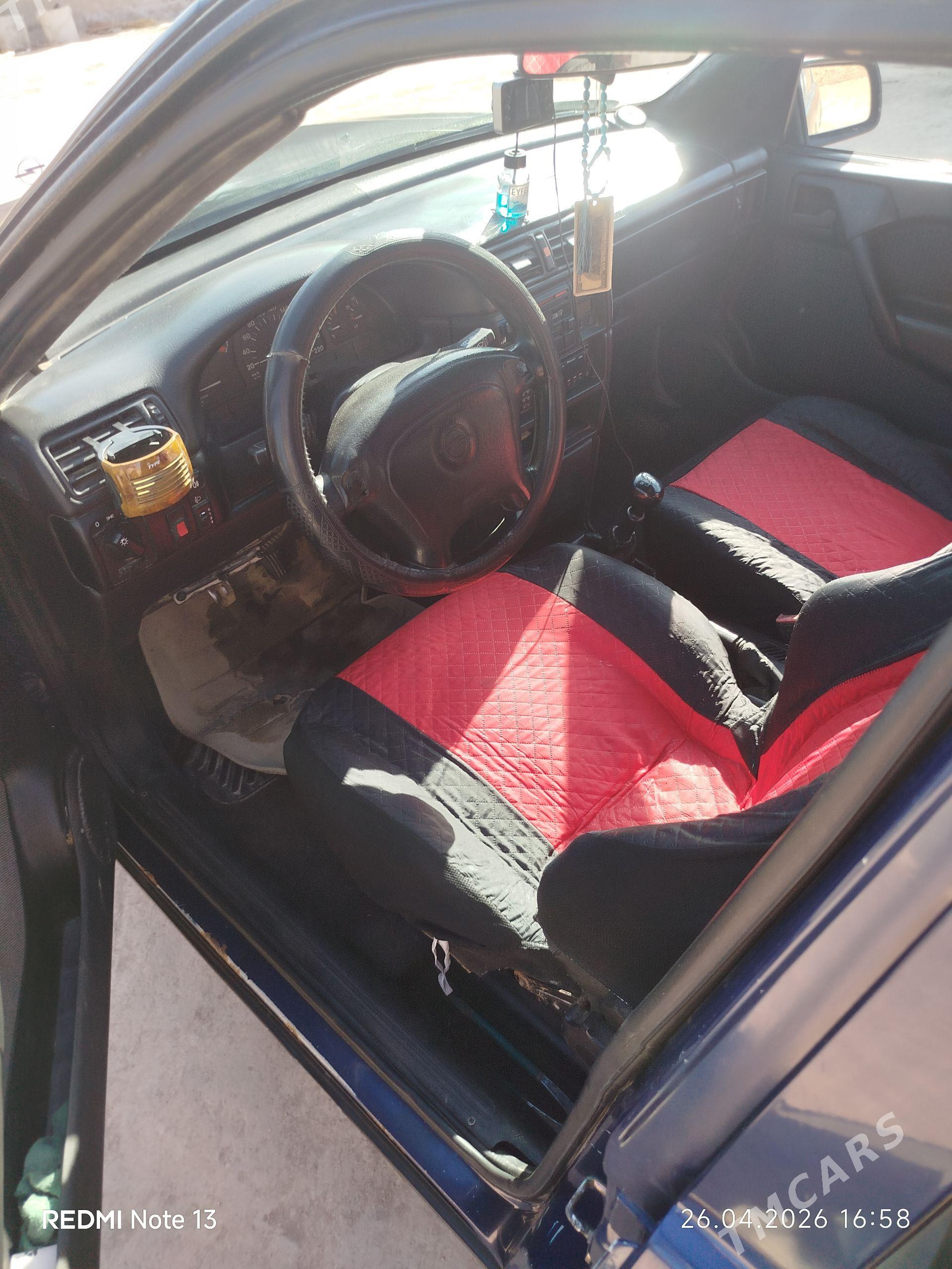 Opel Vectra 1994 - 24 000 TMT - Гороглы (Тагта) - img 1