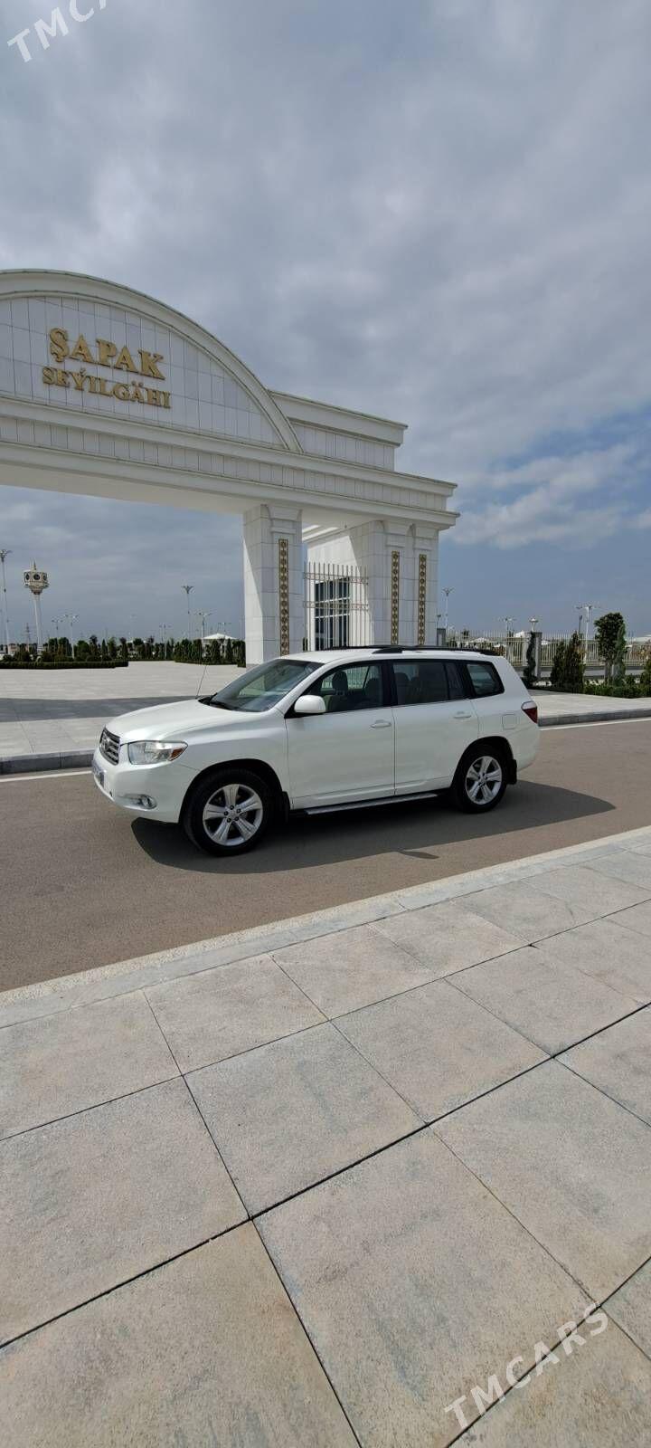 Toyota Highlander 2010 - 329 000 TMT - Çoganly - img 1