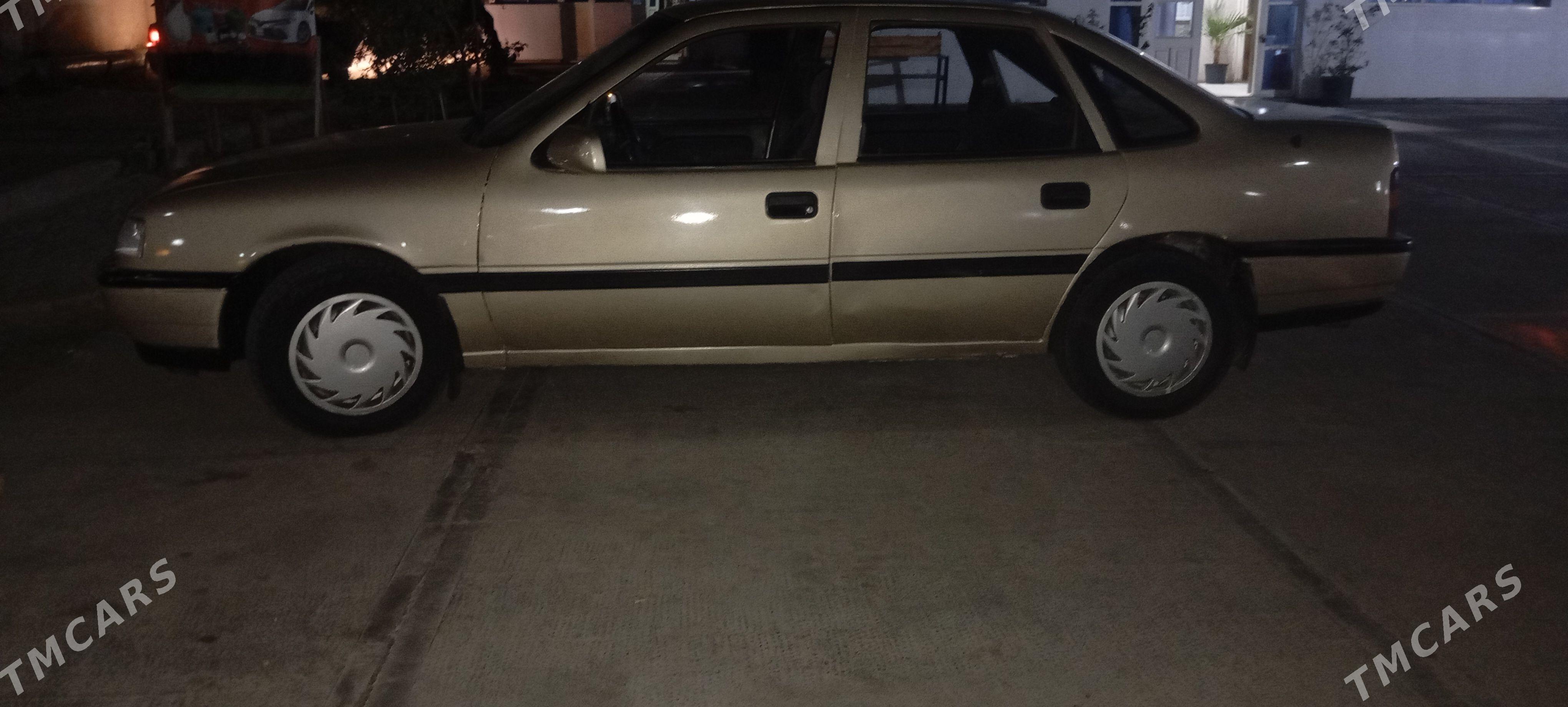 Opel Vectra 1992 - 37 000 TMT - Мары - img 1