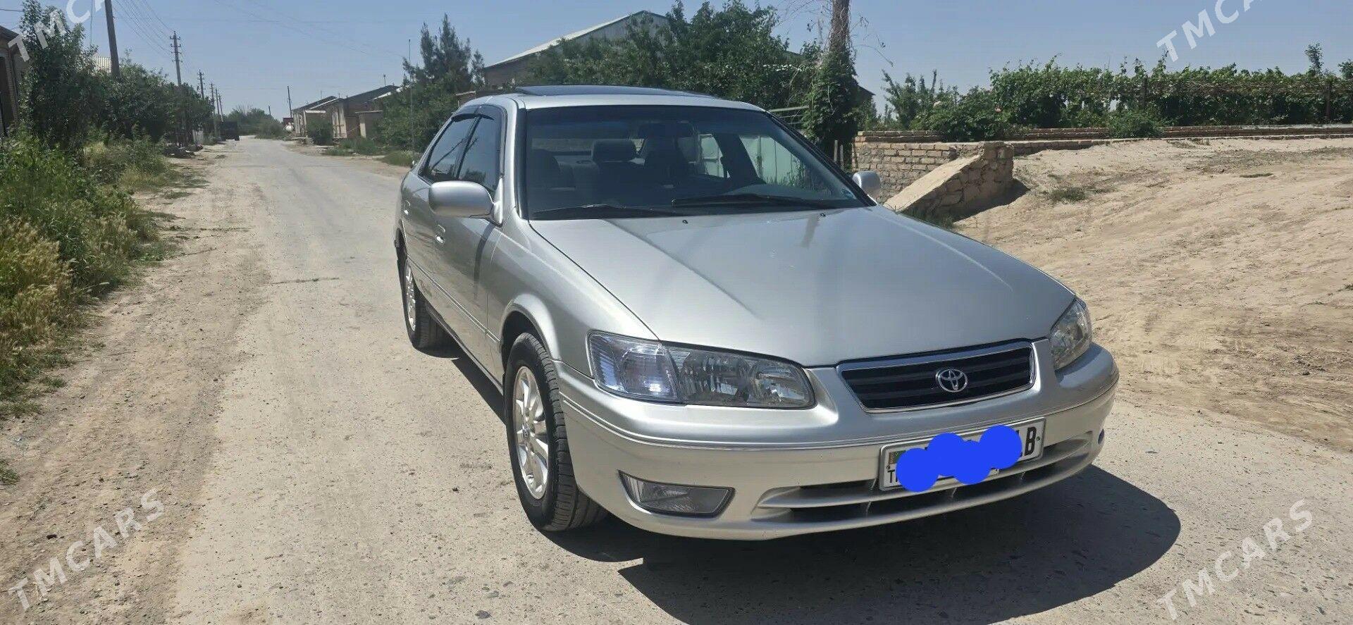 Toyota Camry 2000 - 220 000 TMT - Достлук - img 1