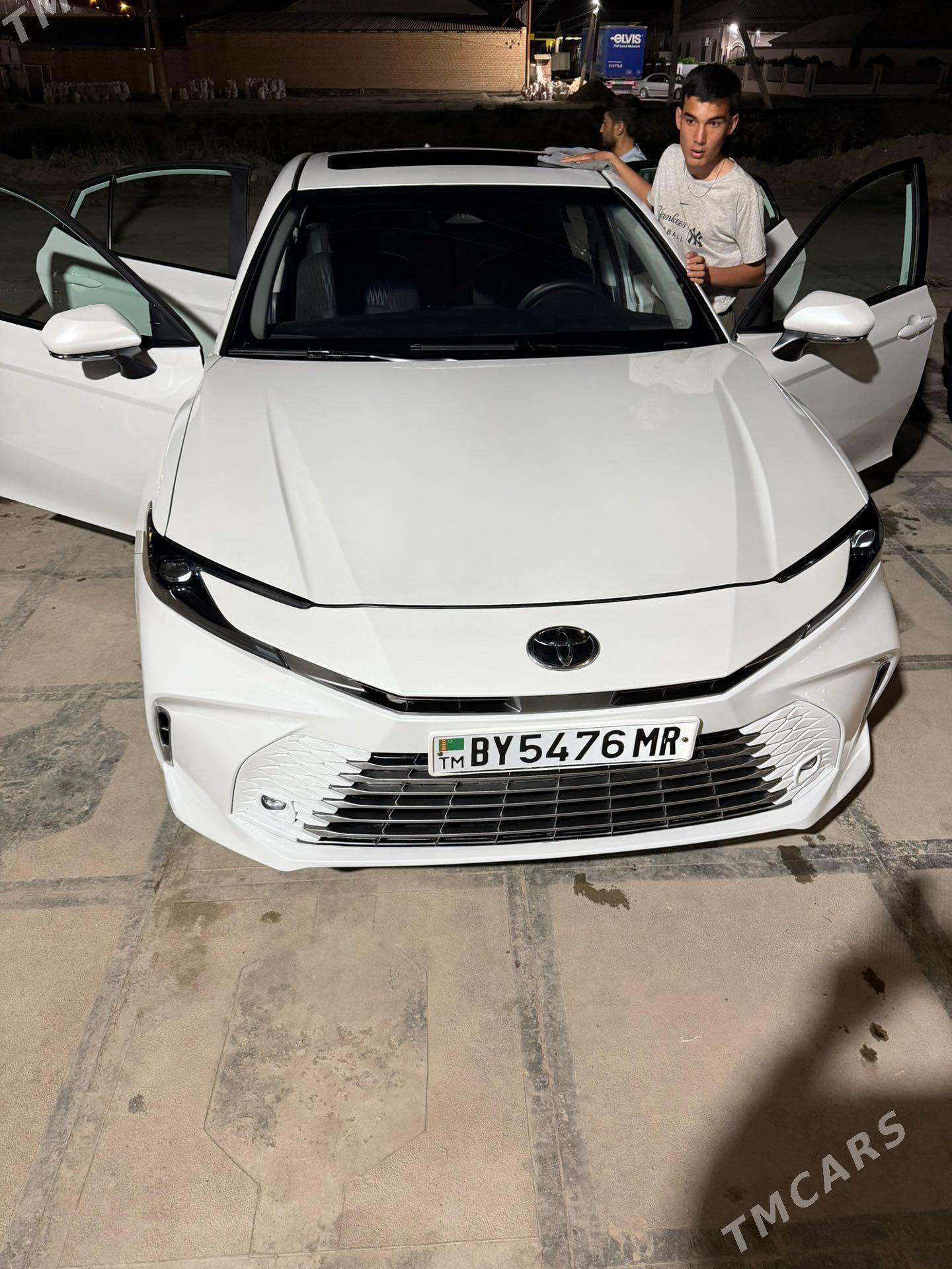 Toyota Camry 2025 - 450 000 TMT - Мары - img 1