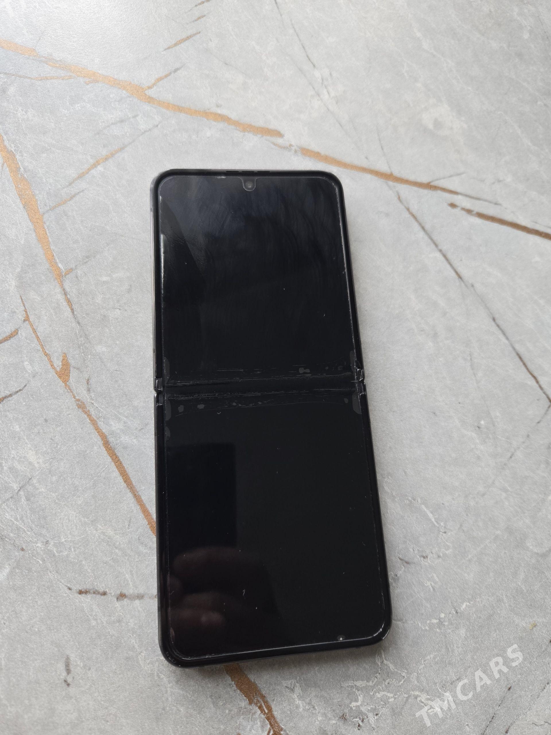 Samsung Galaxy Z Flip 4 8/256 - Туркменбаши - img 1