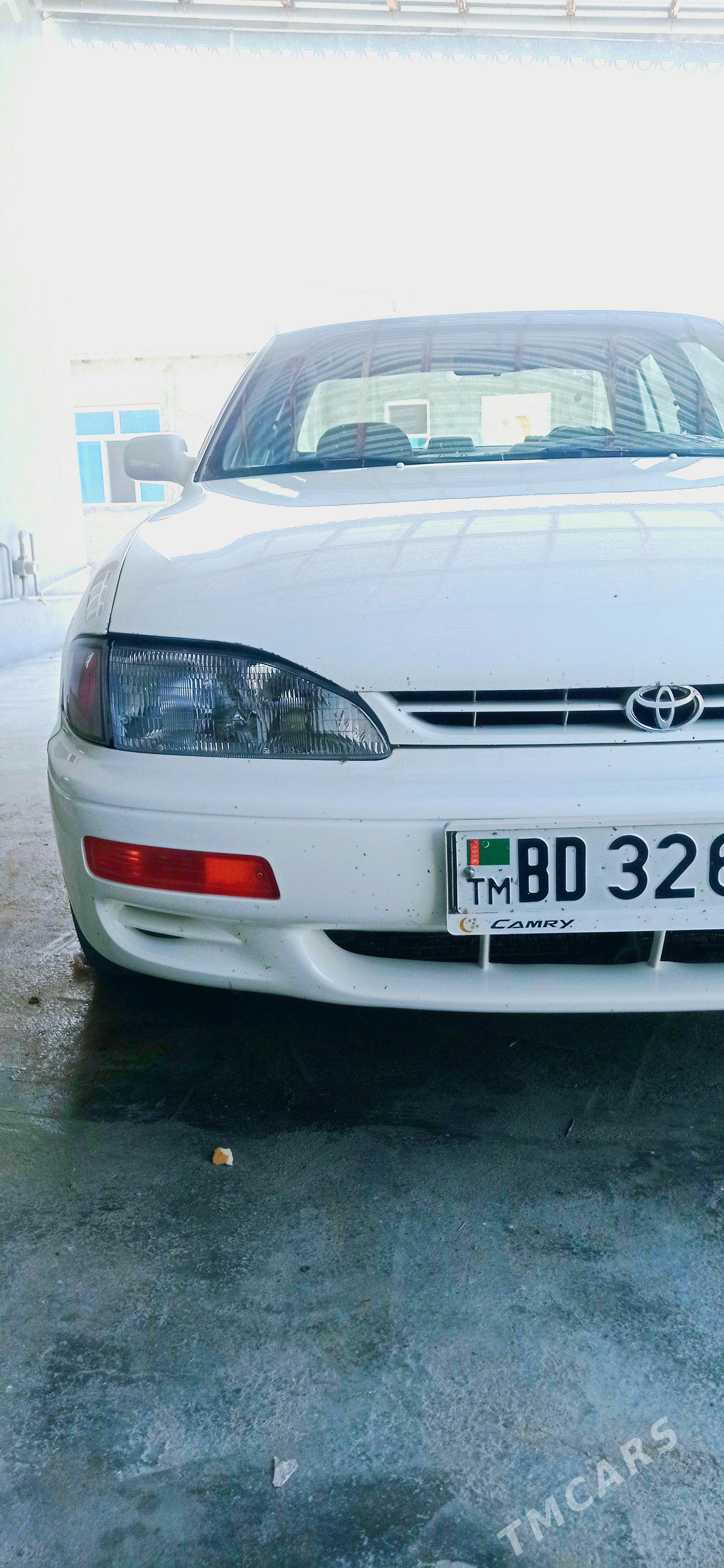 Toyota Camry 1995 - 130 000 TMT - Гызыларбат - img 1