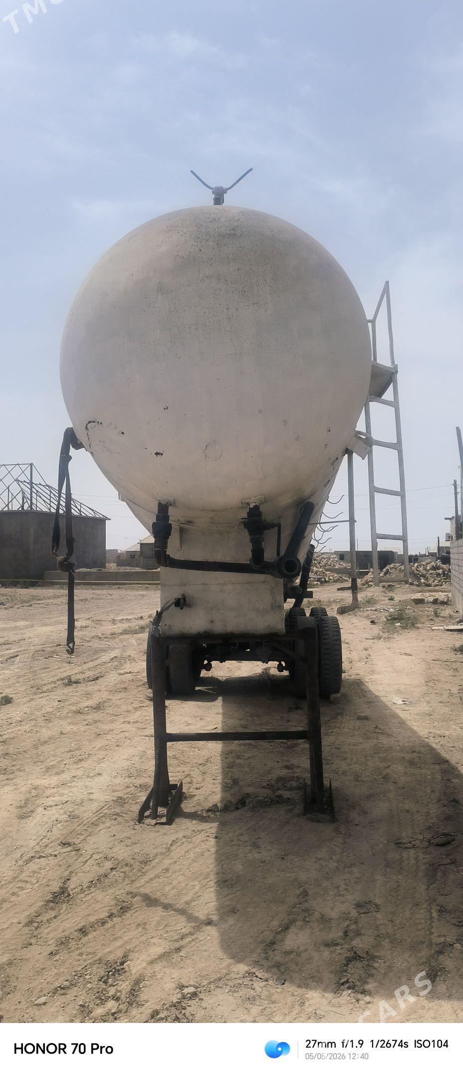 Maz Samosval 1980 - 60 000 TMT - Jebel - img 1