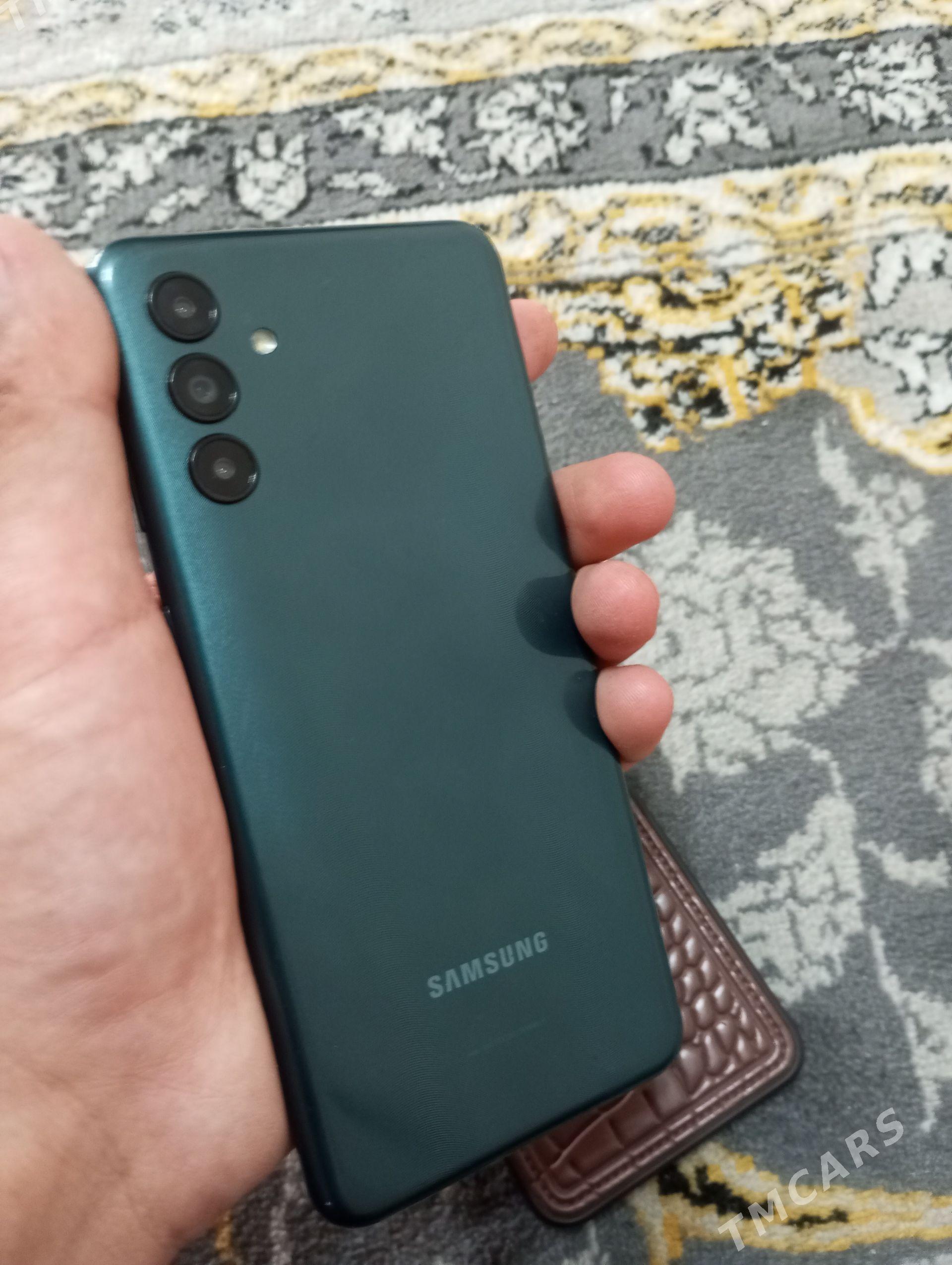 Samsung a04s - Мары - img 1