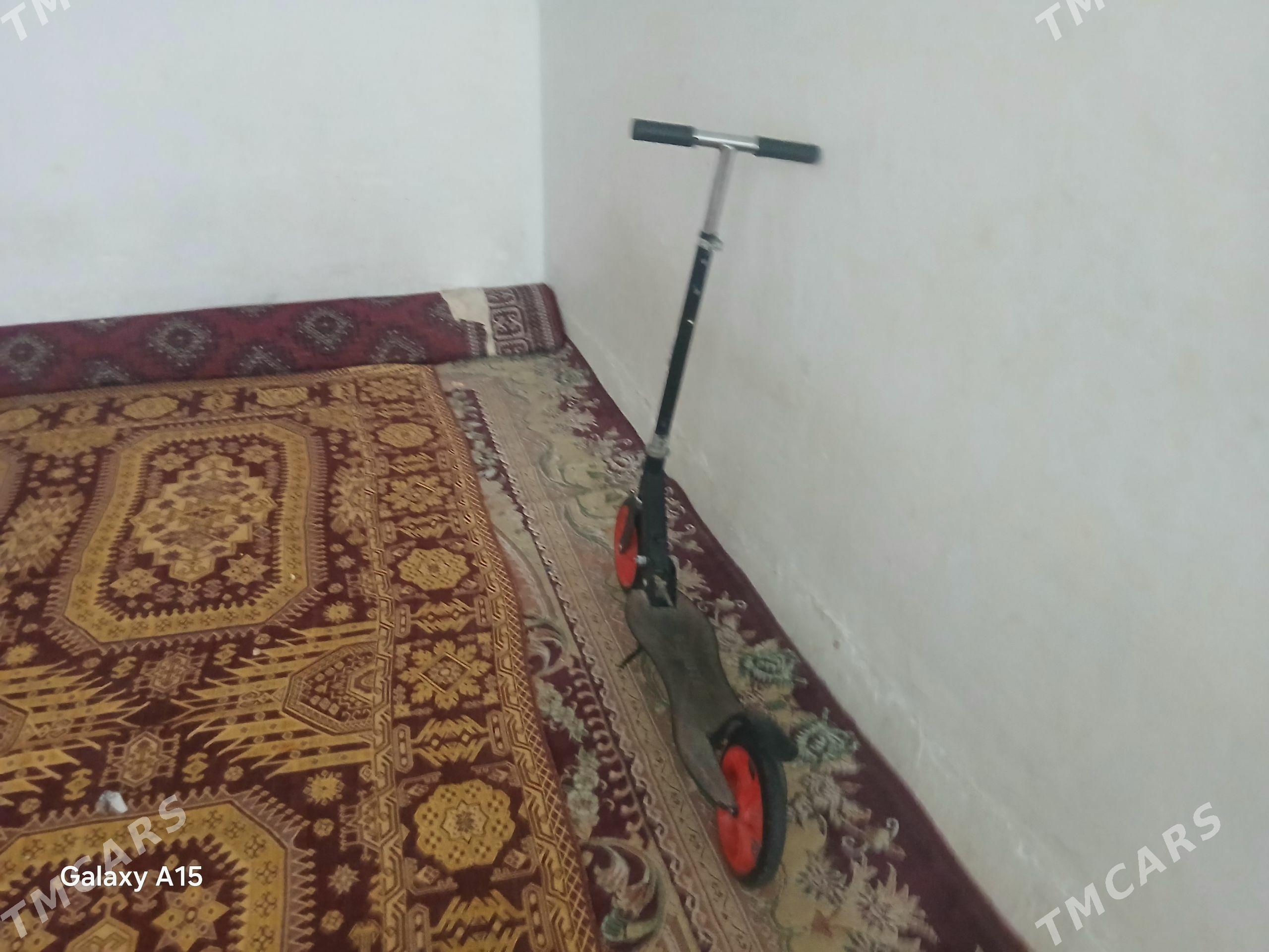 Scooter - Balkanabat - img 1