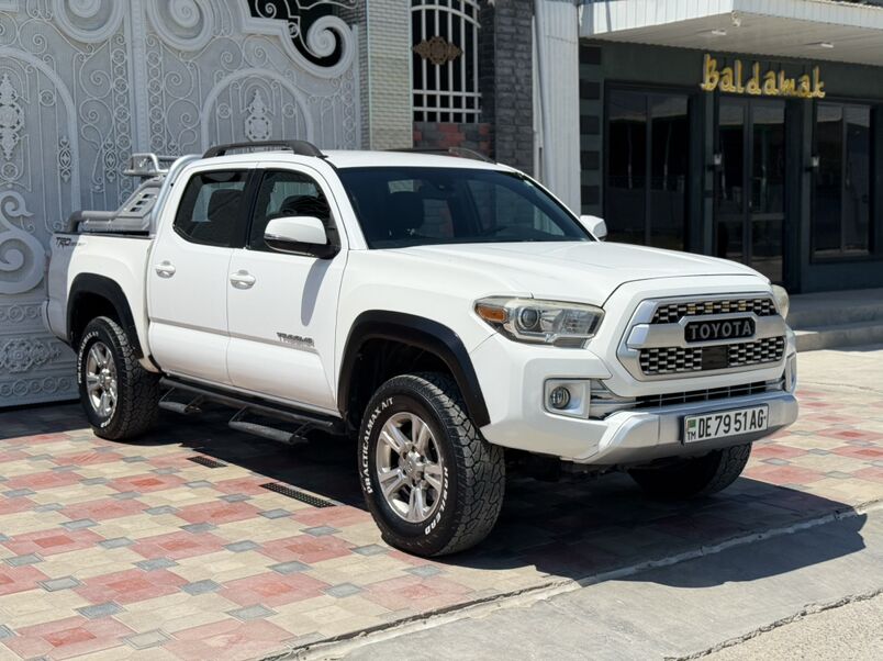 Toyota Tacoma 2018 - 370 000 TMT - Aşgabat - img 1