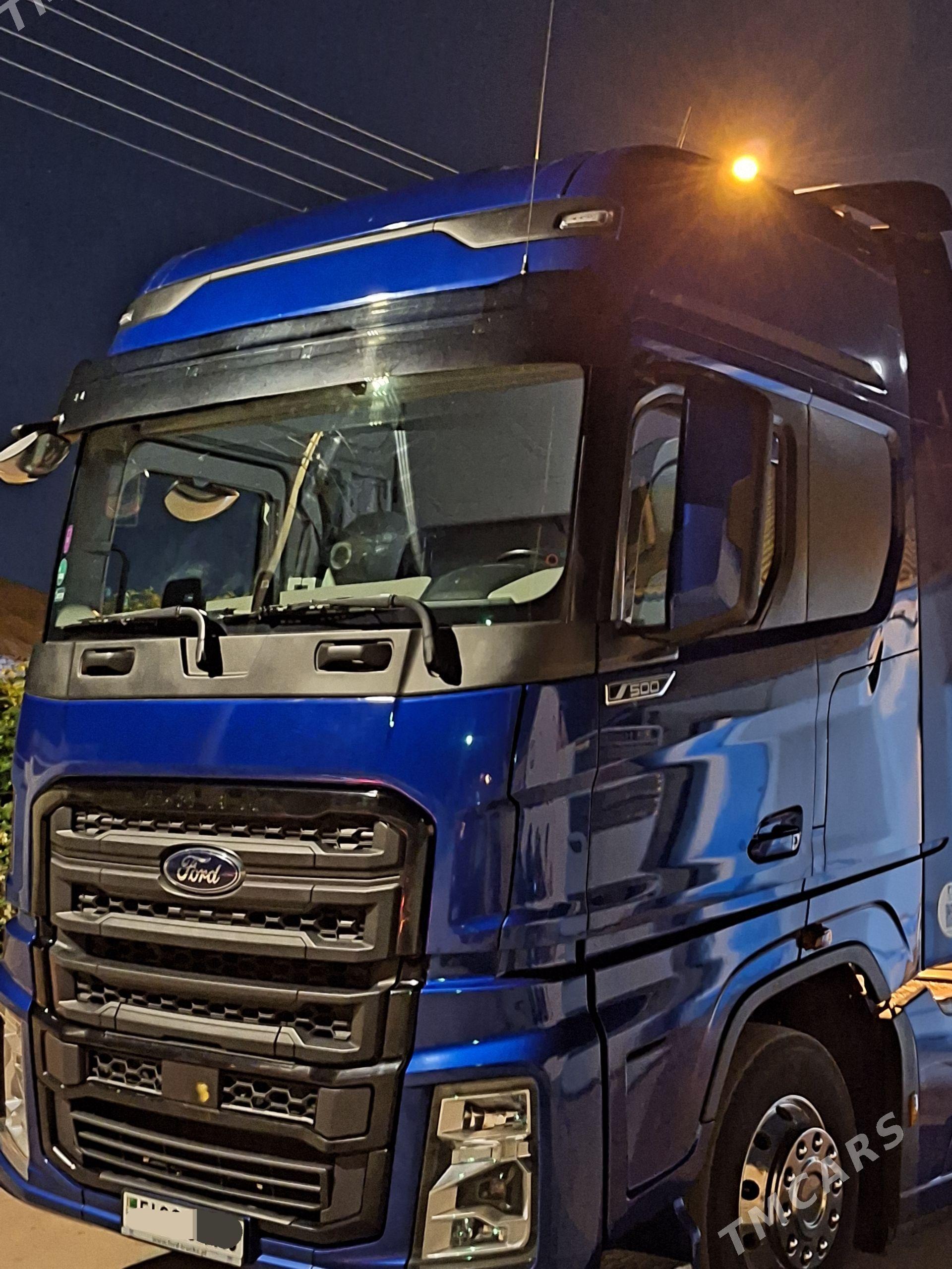 Ford E250 2022 - 710 000 TMT - Бузмеин - img 1