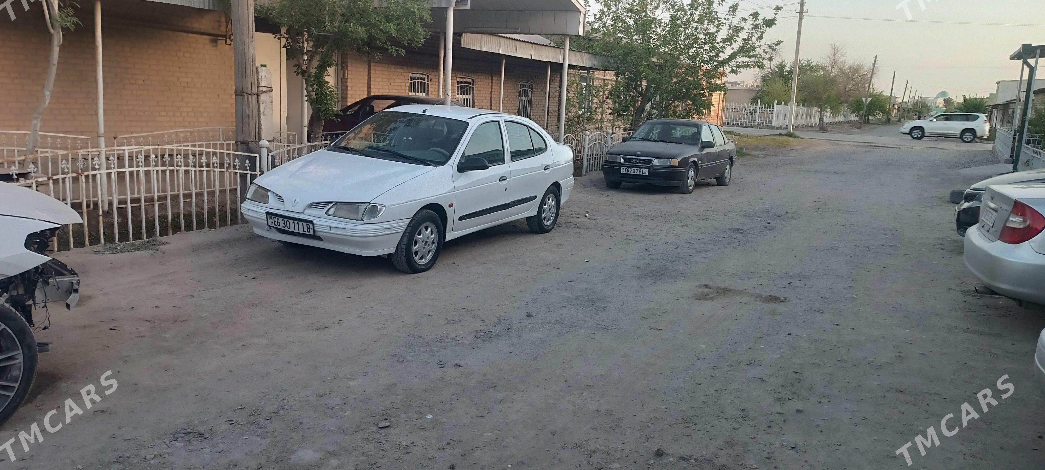 Renault Megane CC 1999 - 15 000 TMT - Türkmenabat - img 1
