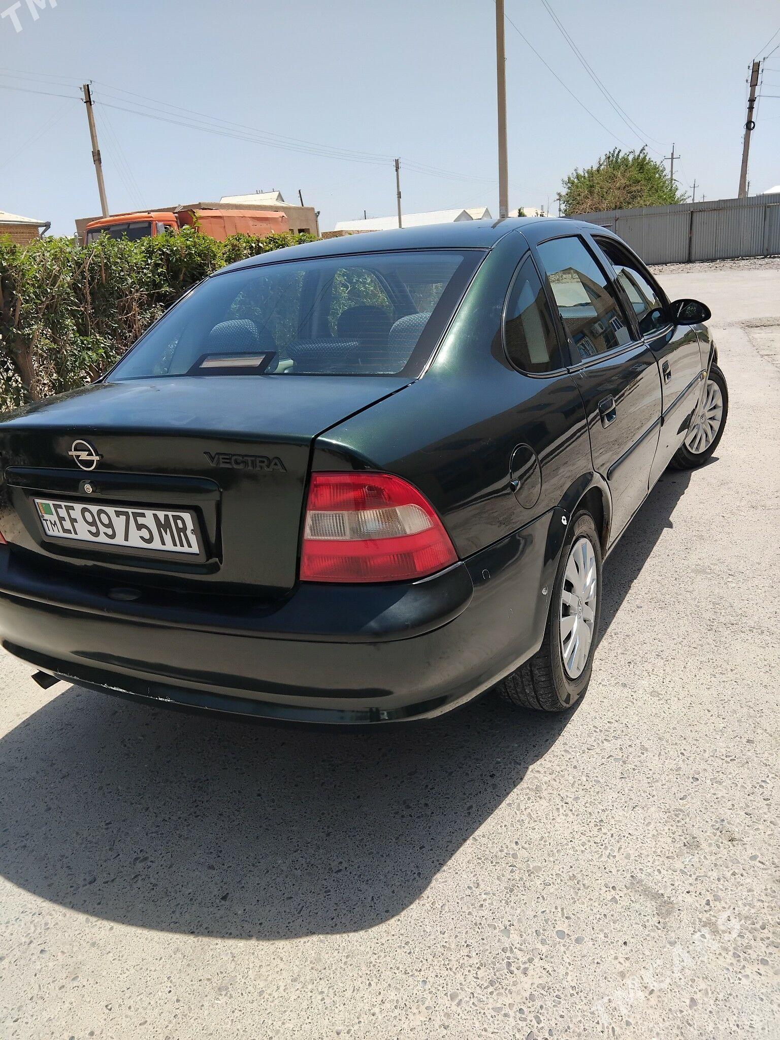 Opel Vectra 1998 - 42 000 TMT - Sakarçäge - img 1