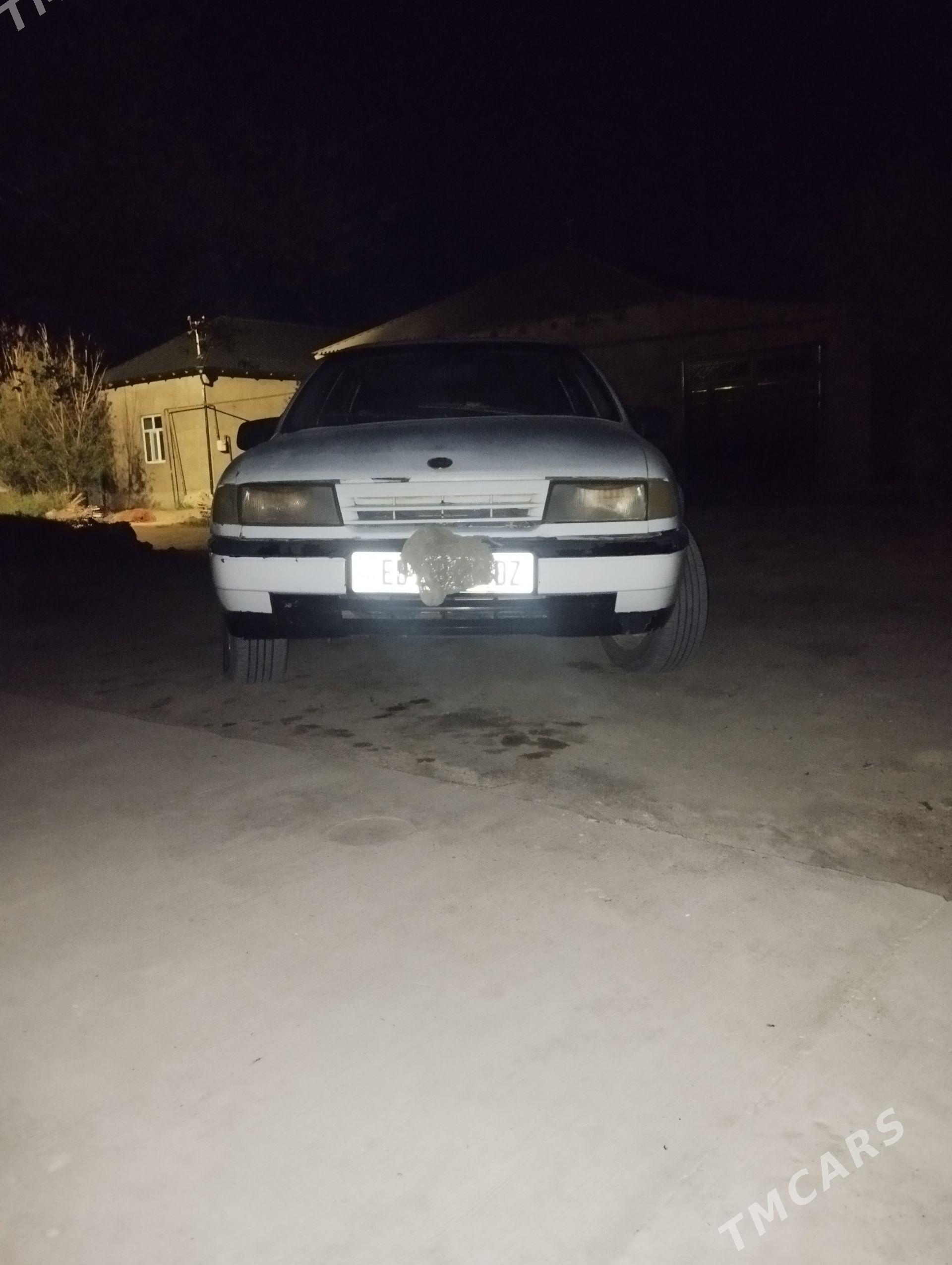 Opel Vectra 1993 - 26 000 TMT - Болдумсаз - img 1