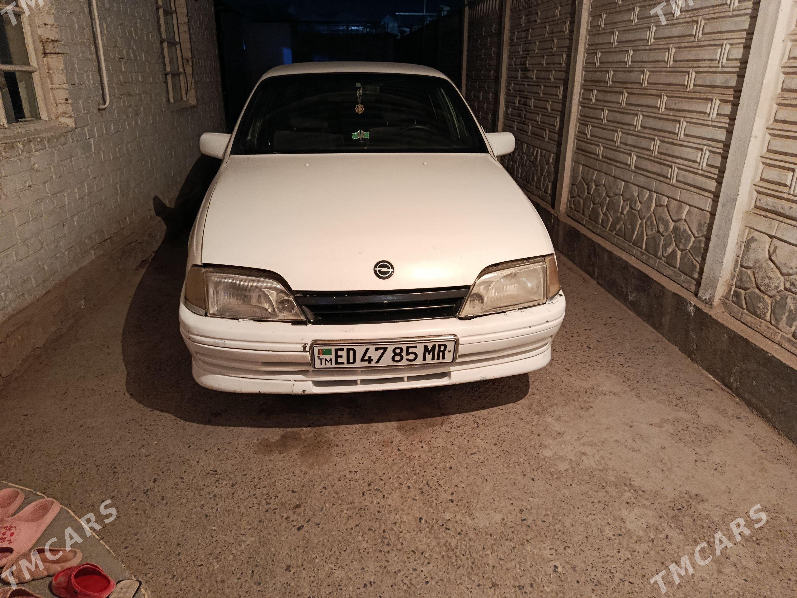 Opel Omega 1992 - 30 000 TMT - Мары - img 1