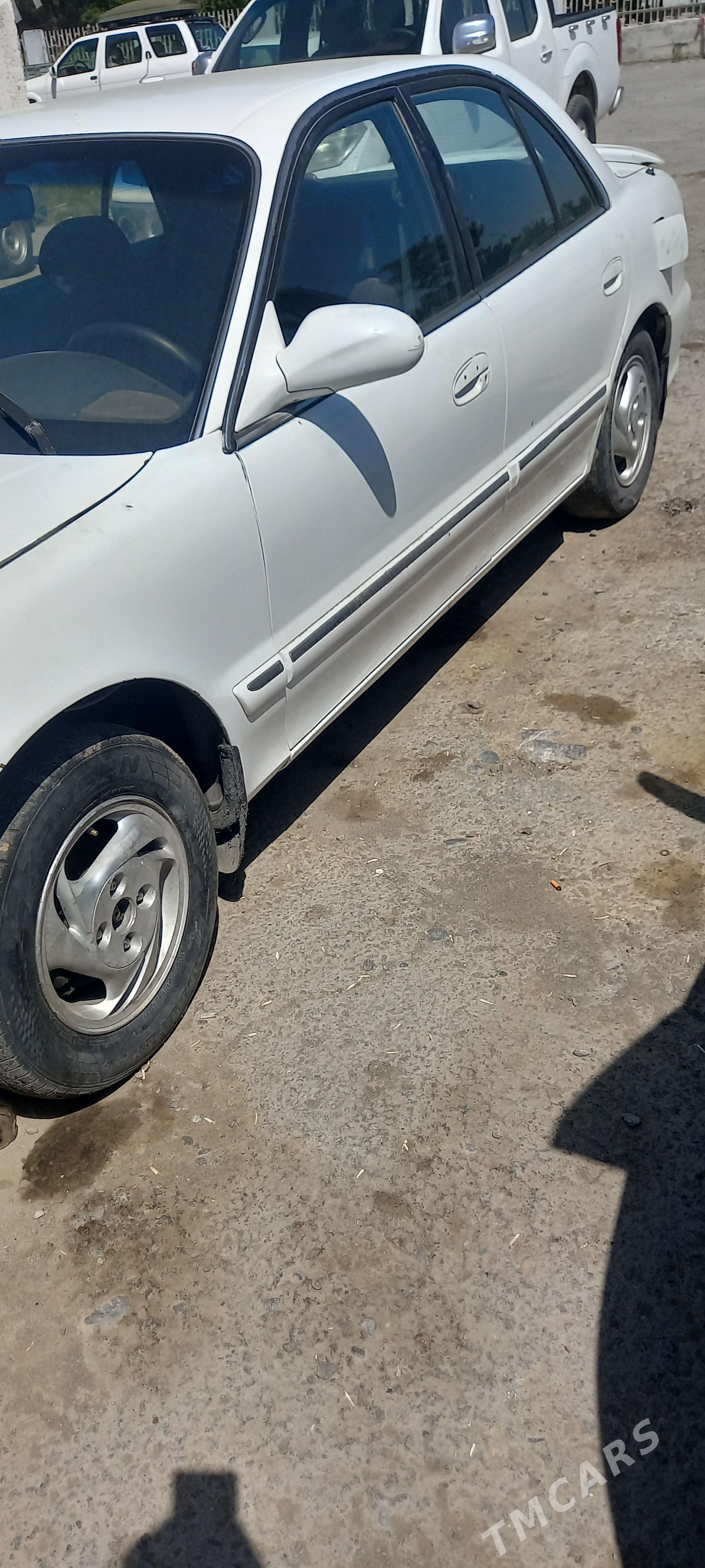 Hyundai Elantra 1997 - 50 000 TMT - Теджен - img 1