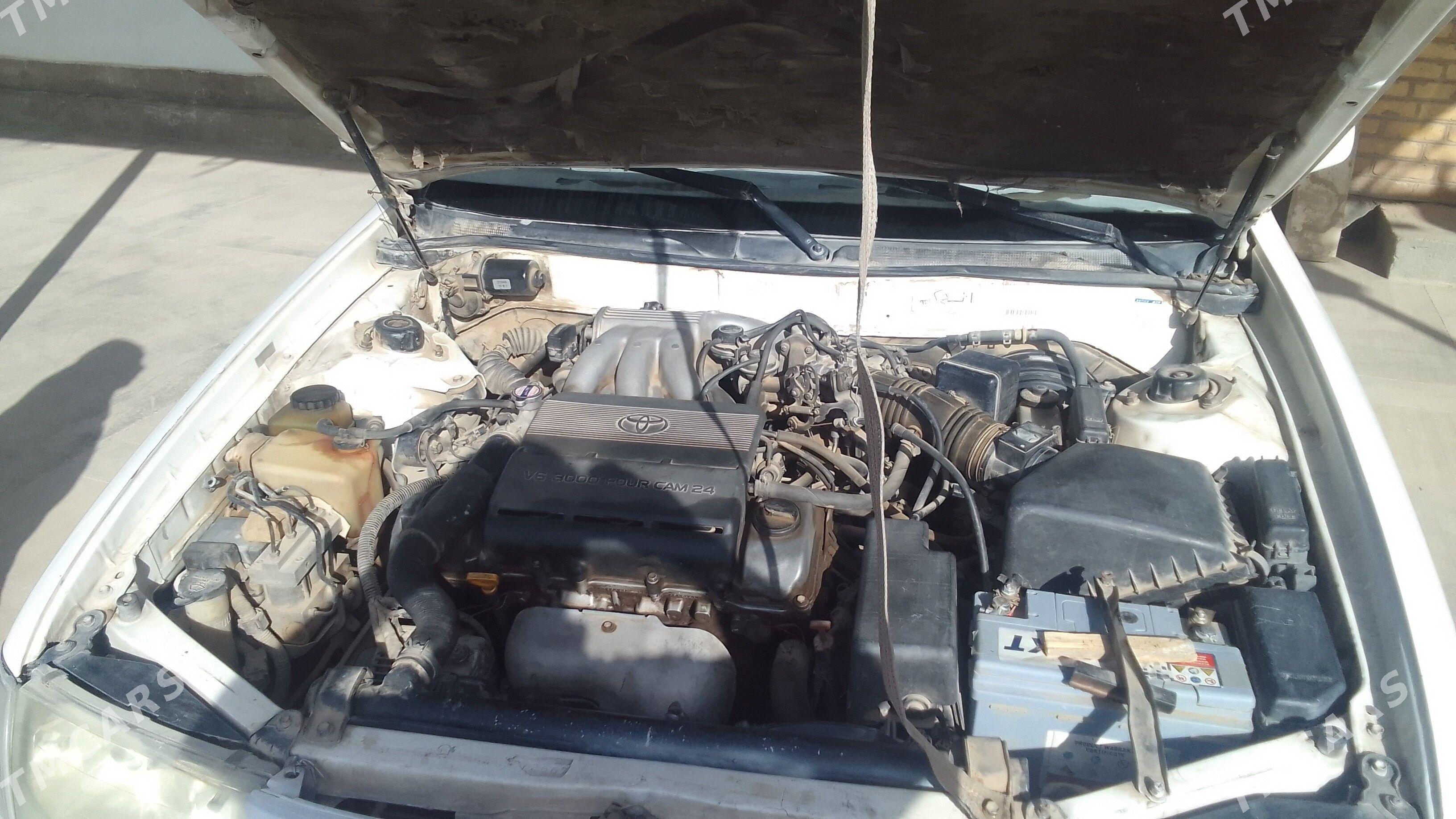 Toyota Avalon 1996 - 130 000 TMT - Гарабекевюл - img 1