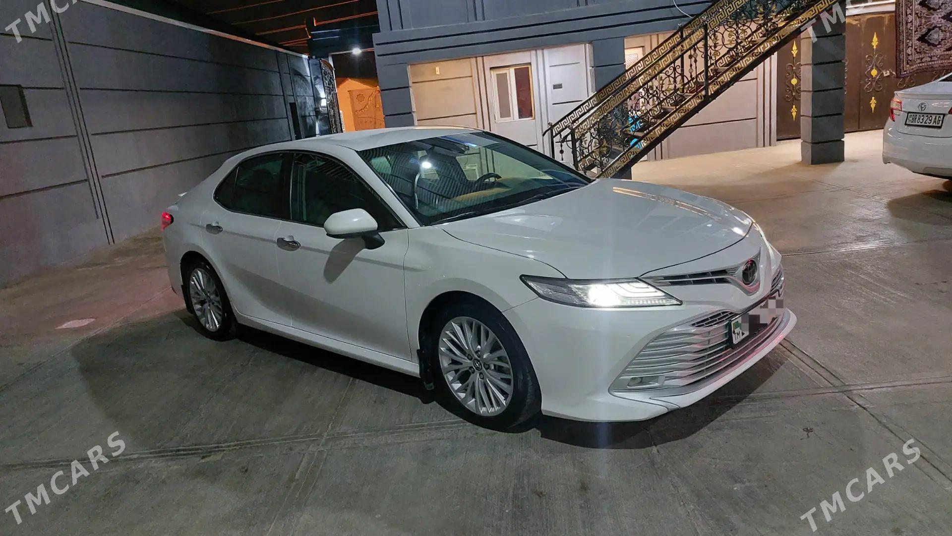 Toyota Camry 2018 - 322 000 TMT - Ашхабад - img 1
