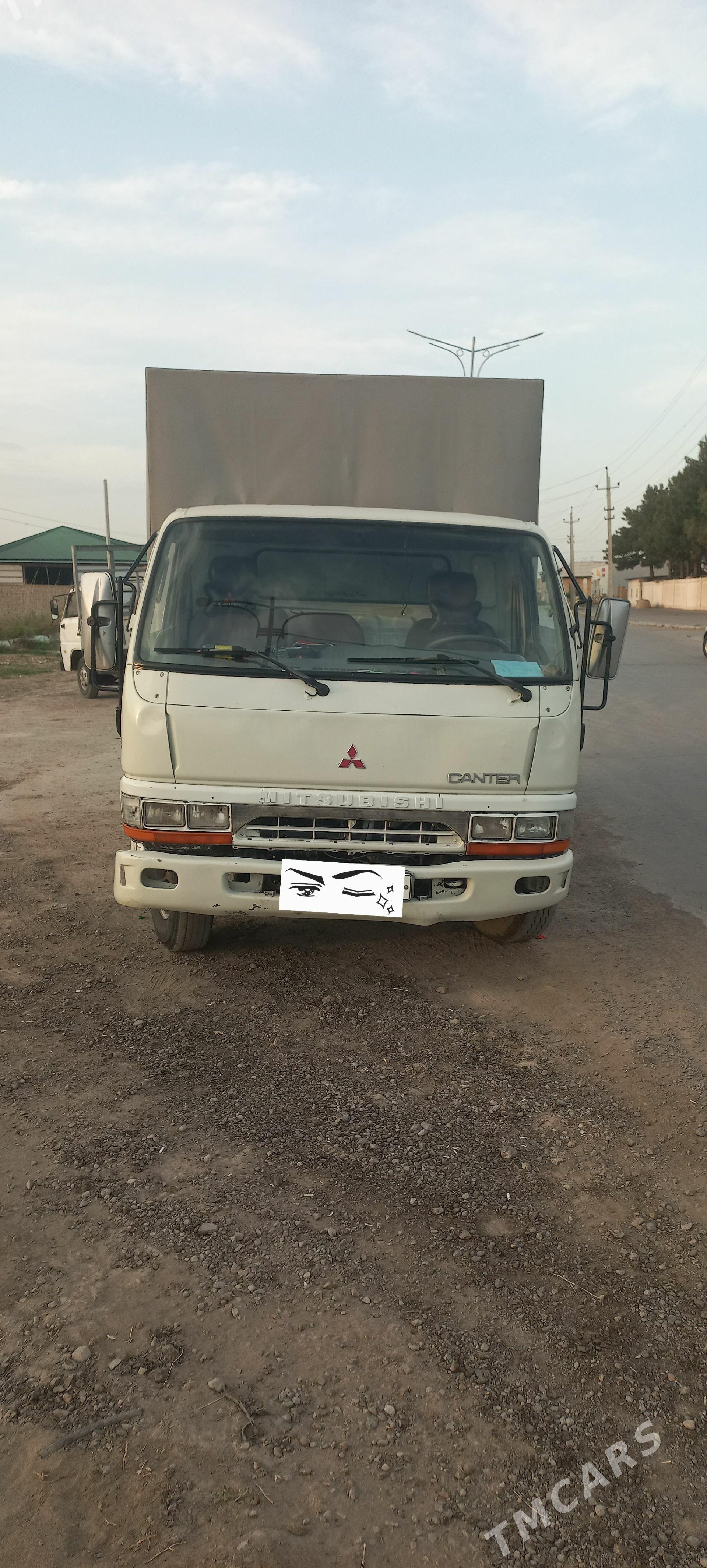 Mitsubishi Canter 2002 - 300 000 TMT - Wekilbazar - img 1