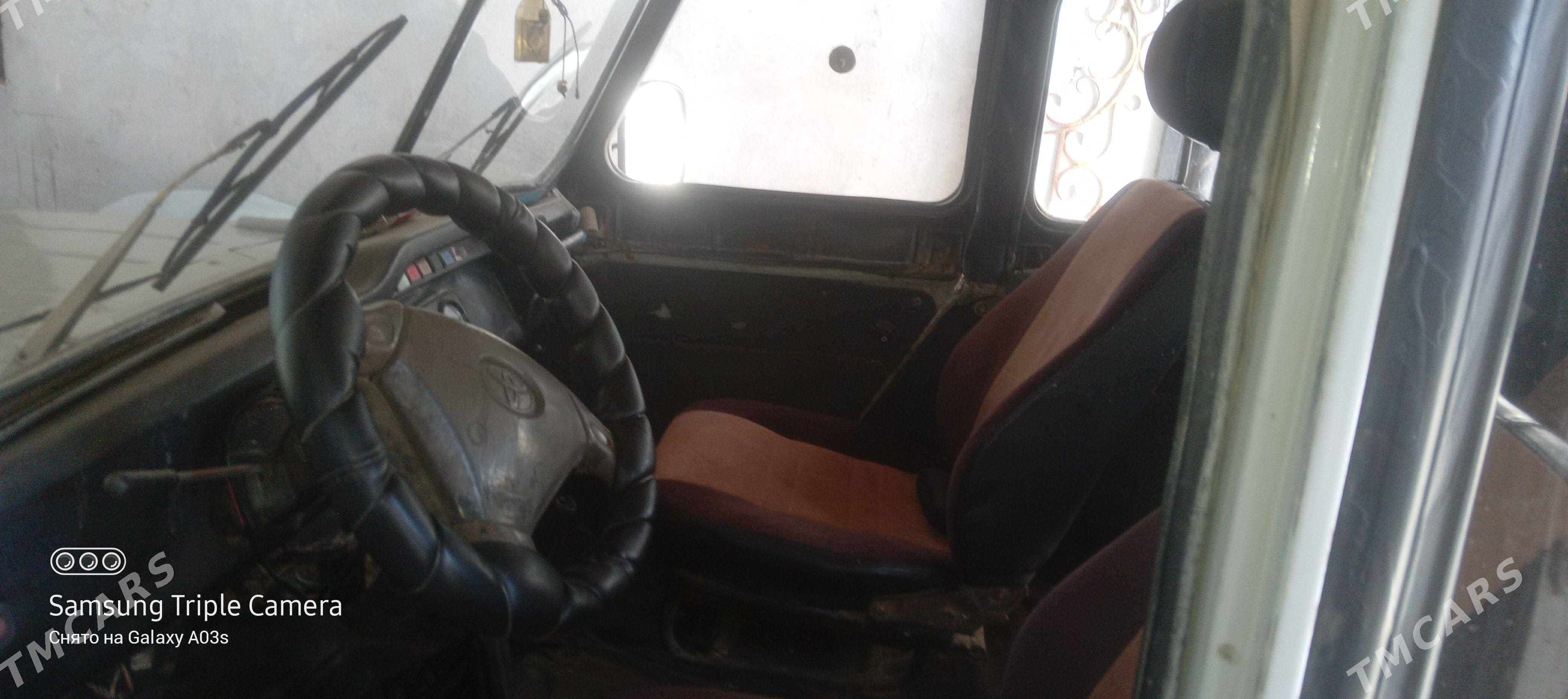 UAZ 469 2002 - 40 000 TMT - Çärjew - img 1