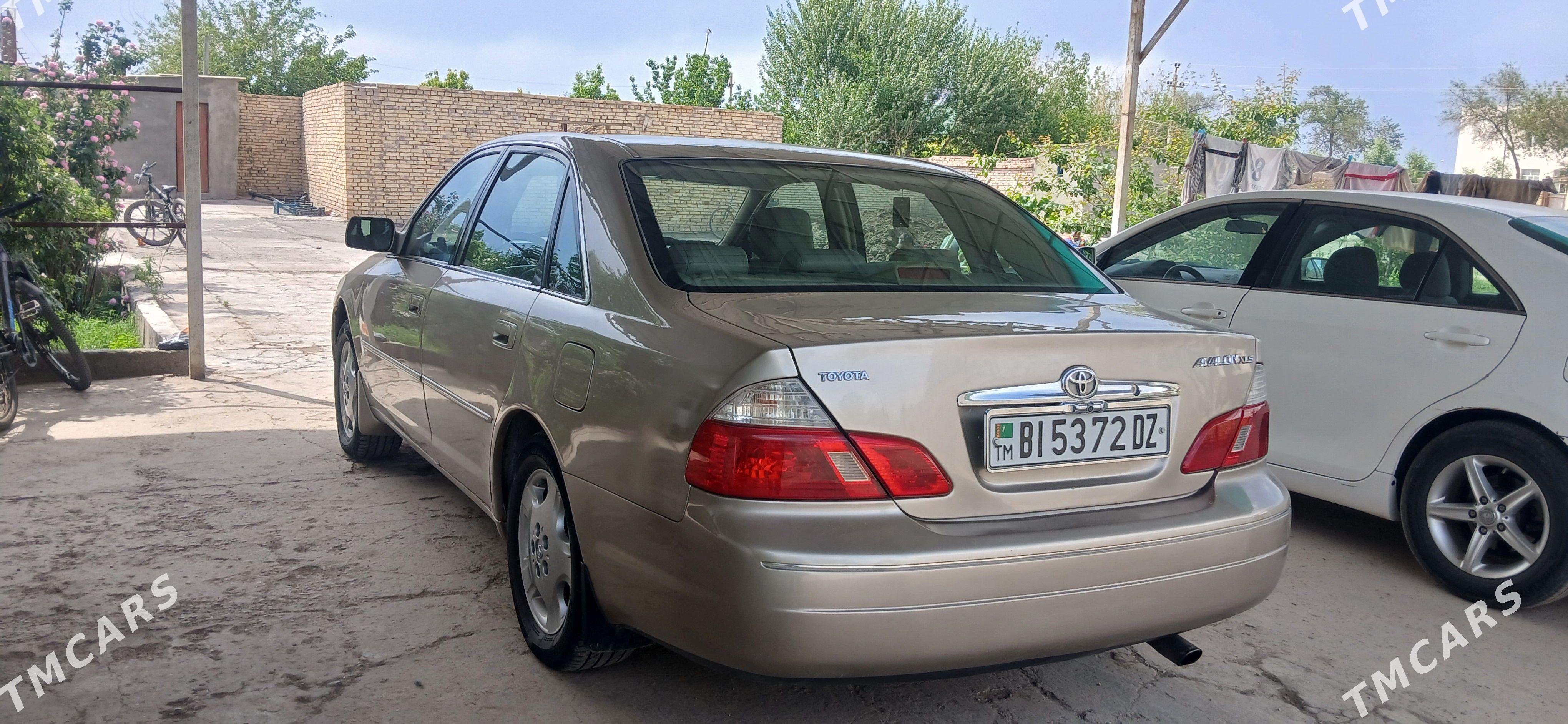 Toyota Avalon 2003 - 250 000 TMT - етр. Туркменбаши - img 1