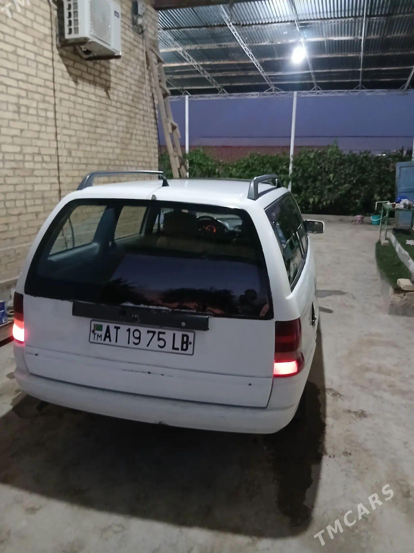 Opel Astra 1993 - 40 000 TMT - Sakar - img 1