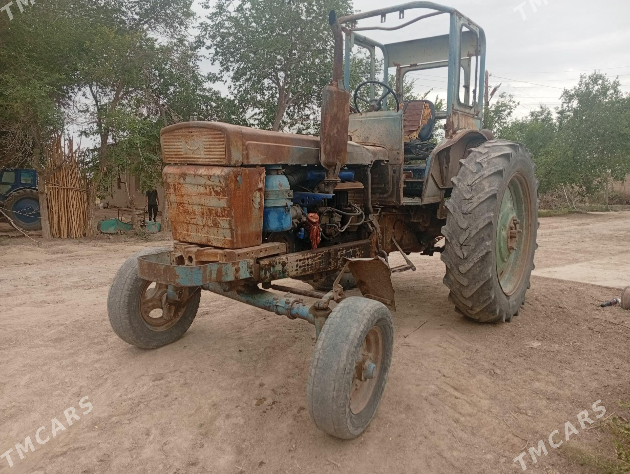 MTZ T-28 1990 - 30 000 TMT - Кёнеургенч - img 1