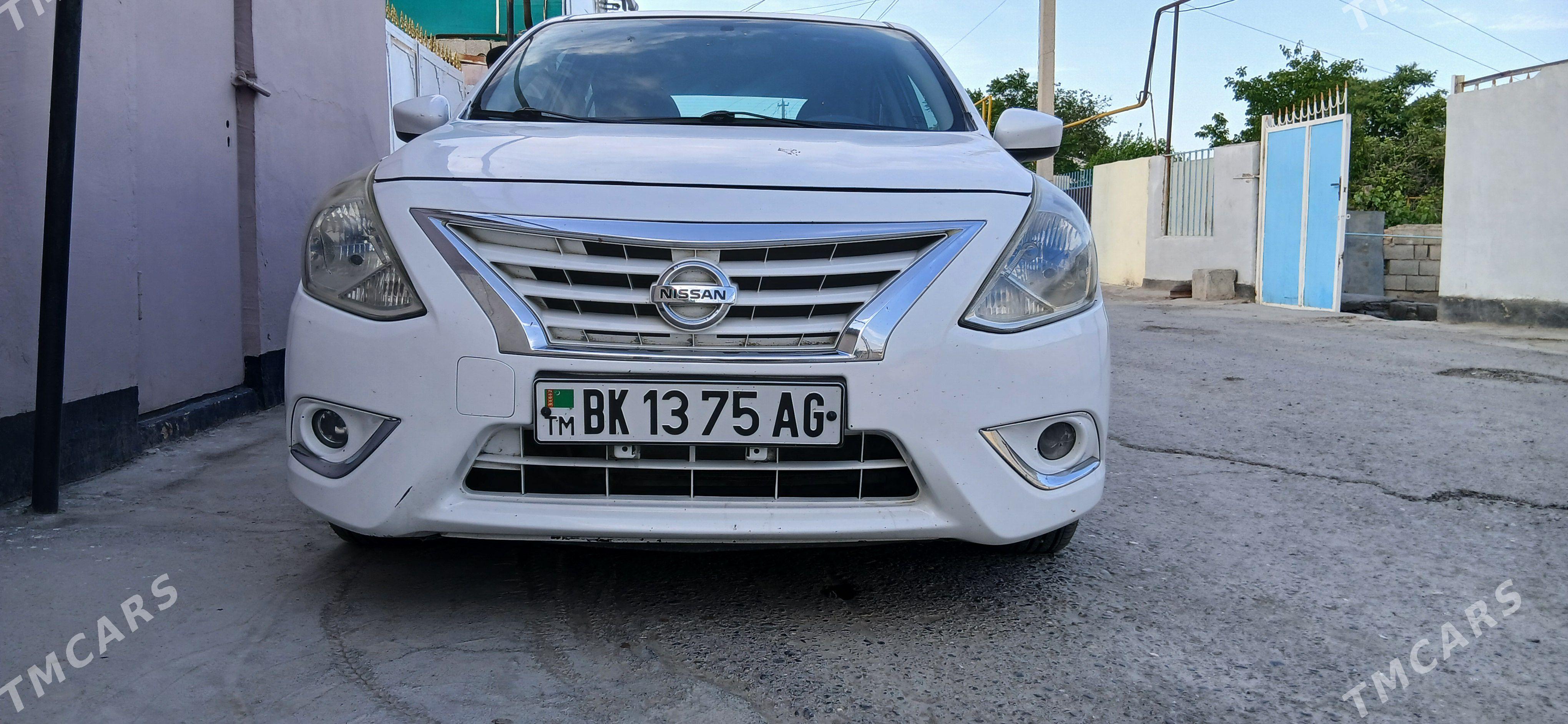 Nissan Versa 2015 - 140 000 TMT - Hitrowka - img 1