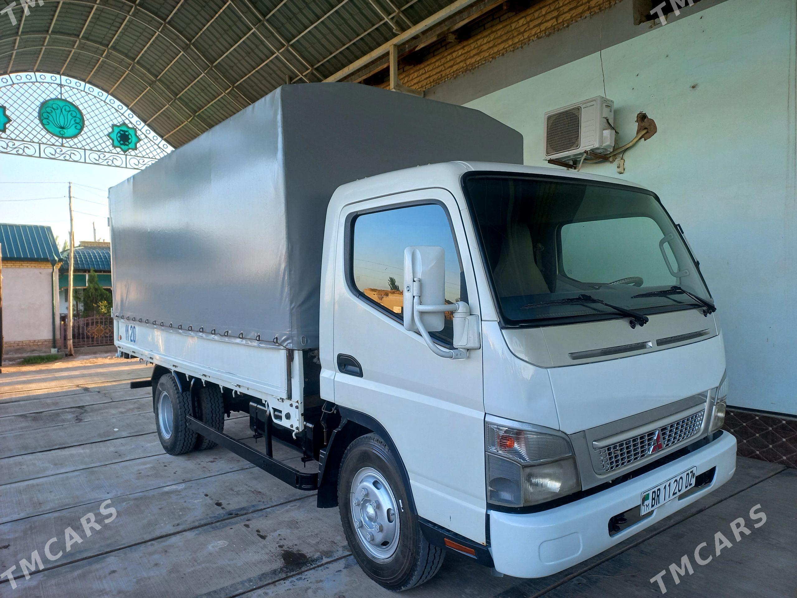Mitsubishi Canter 2013 - 380 000 TMT - Gurbansoltan Eje - img 1