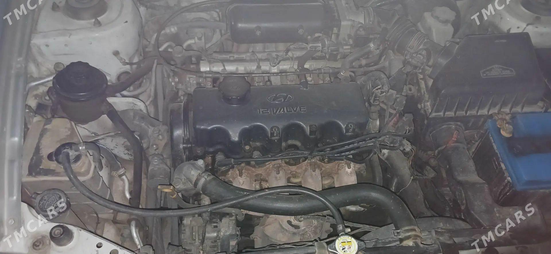 Hyundai Accent 2001 - 62 000 TMT - Ашхабад - img 1