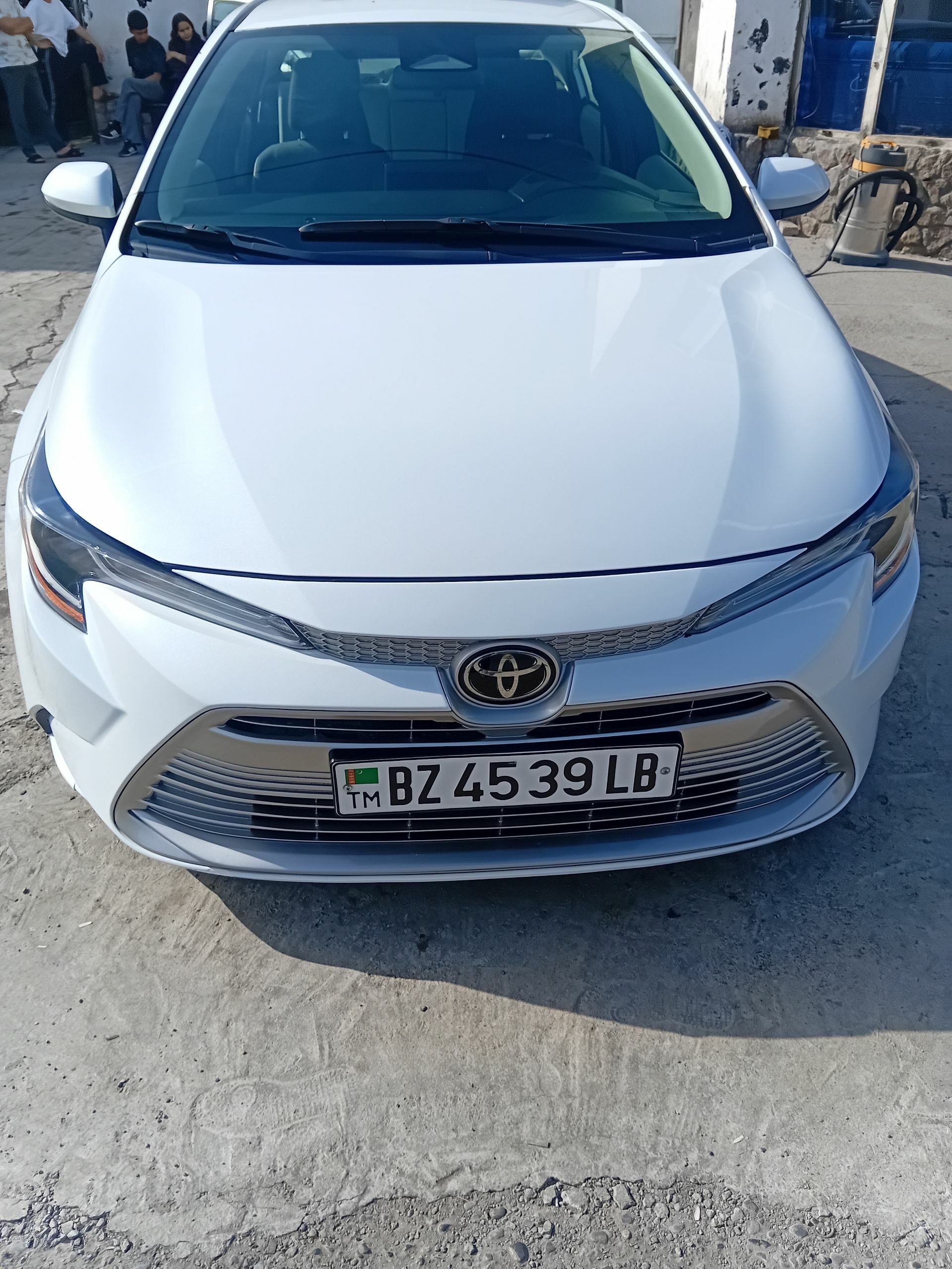 Toyota Corolla 2023 - 300 000 TMT - Туркменабат - img 1