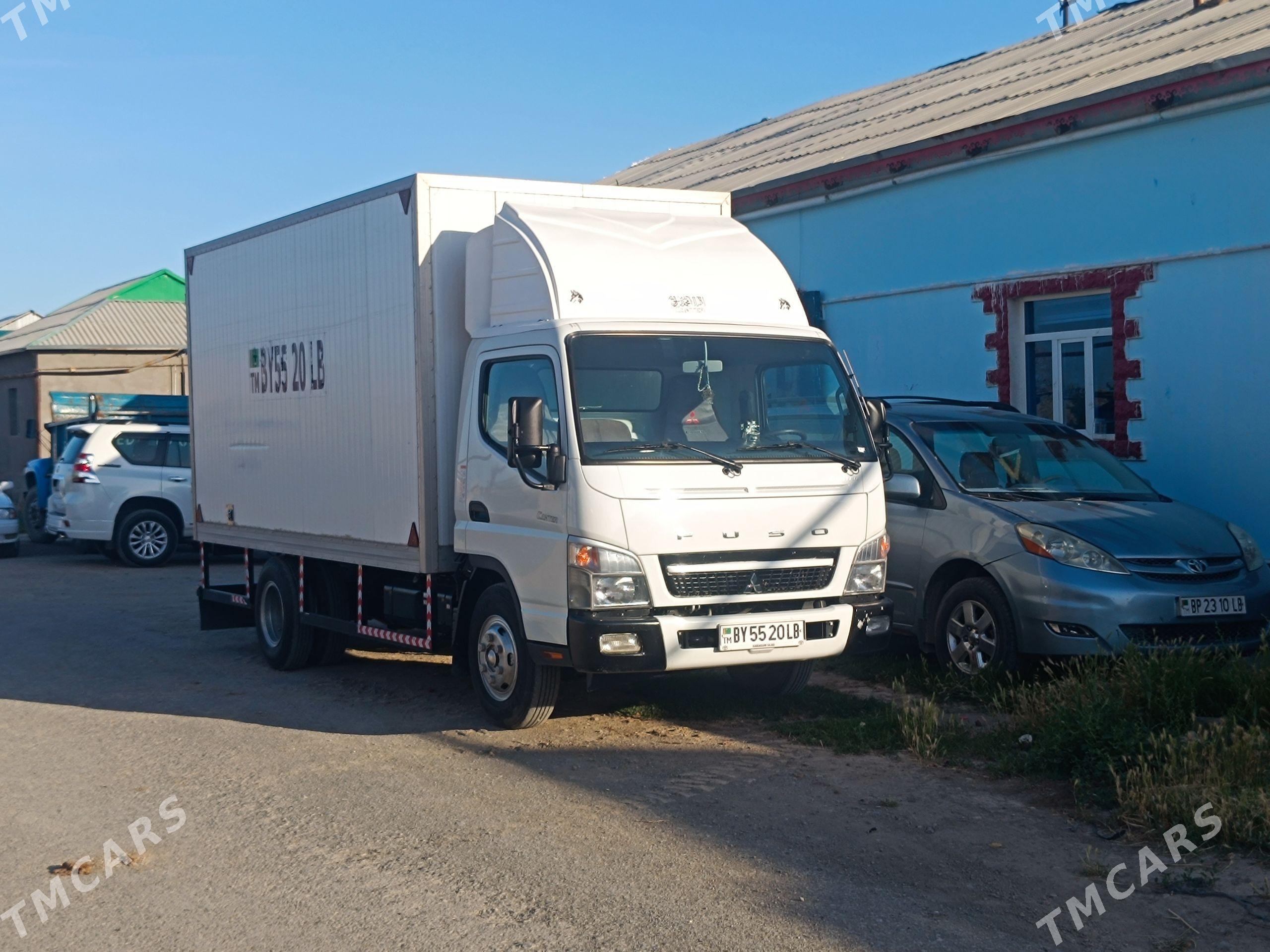Mitsubishi Canter 2024 - 700 000 TMT - Köýtendag - img 1