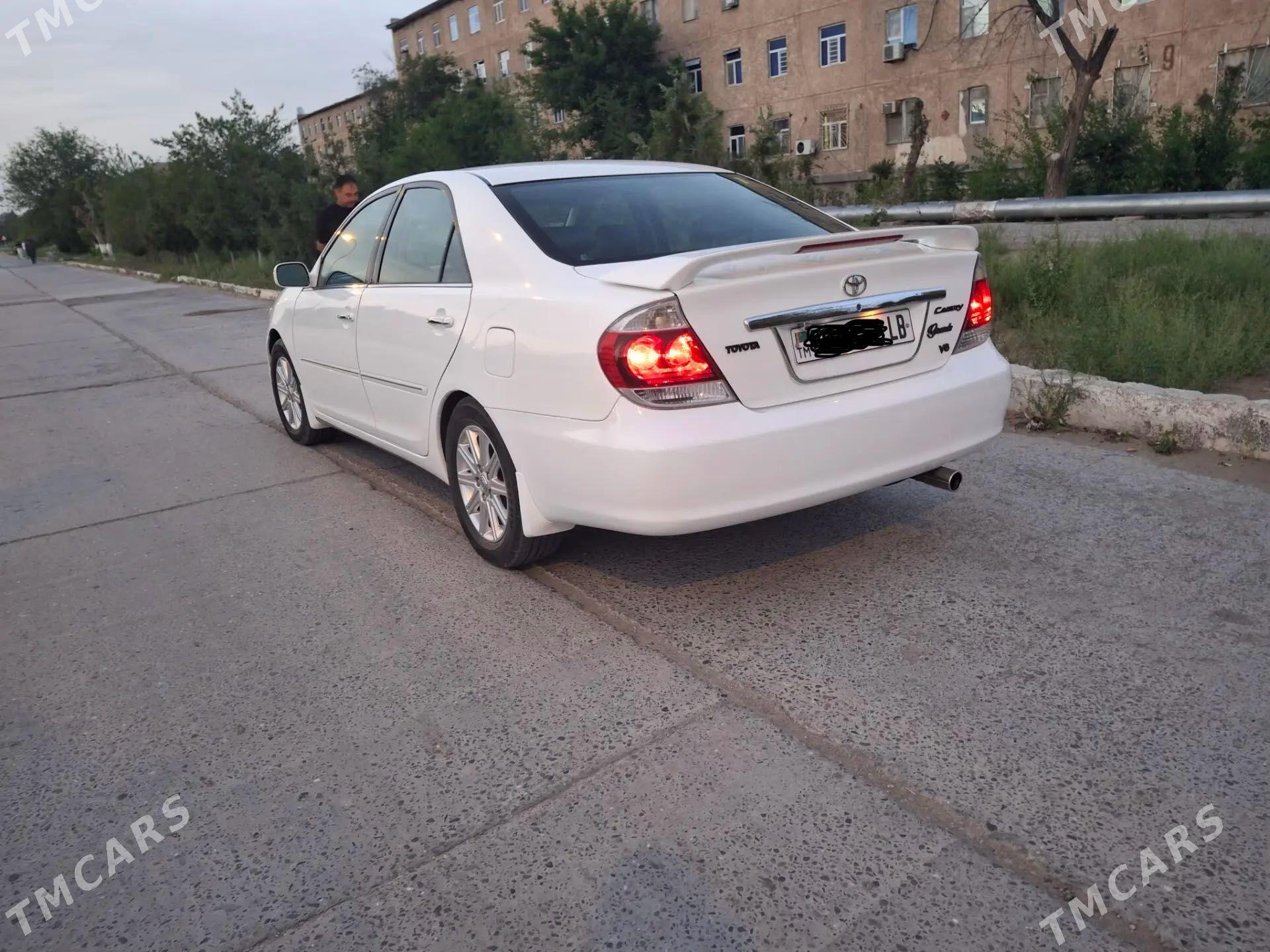 Toyota Camry 2002 - 240 000 TMT - Dänew - img 1