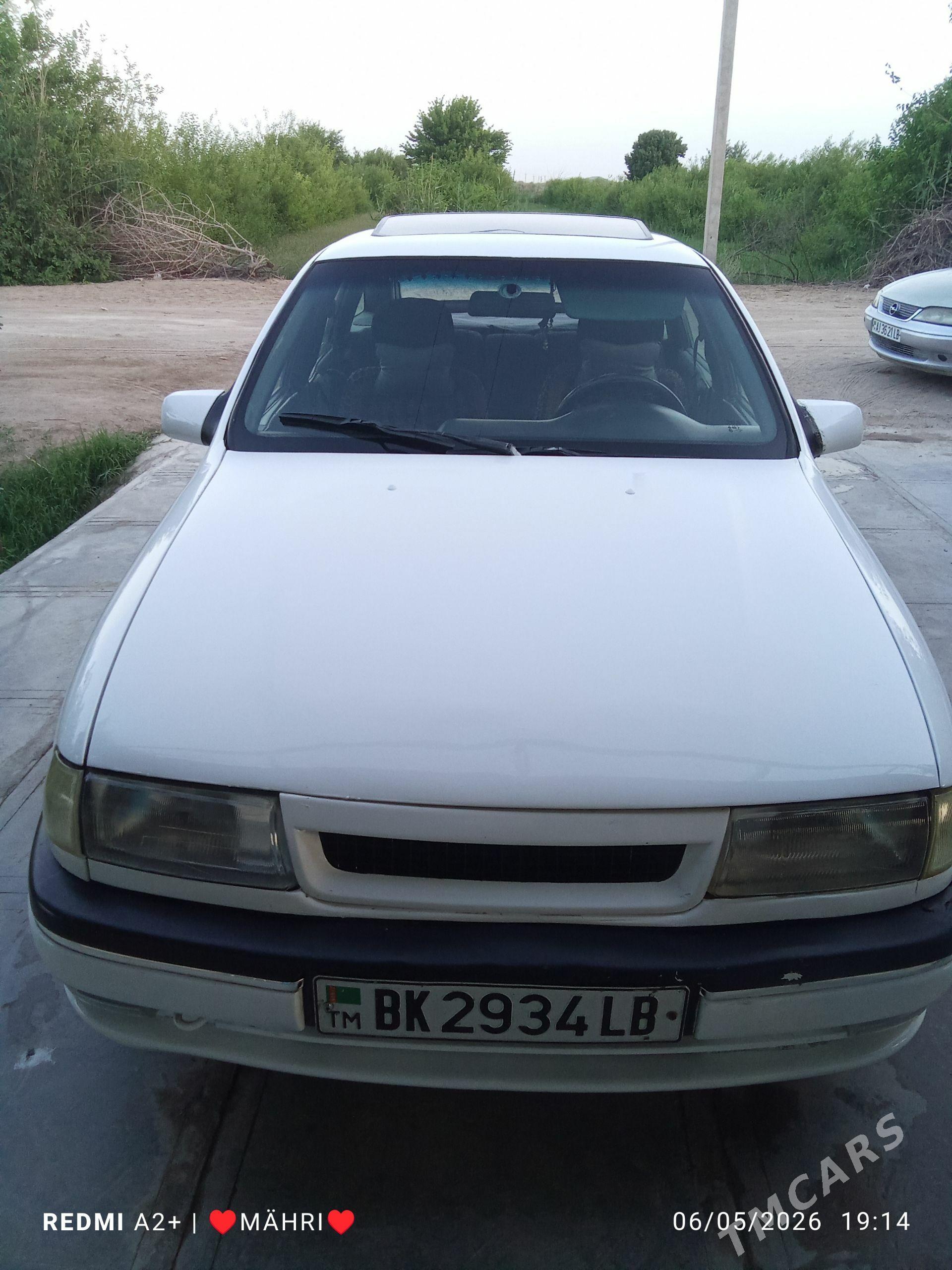 Opel Vectra 1994 - 36 000 TMT - Фарап - img 1