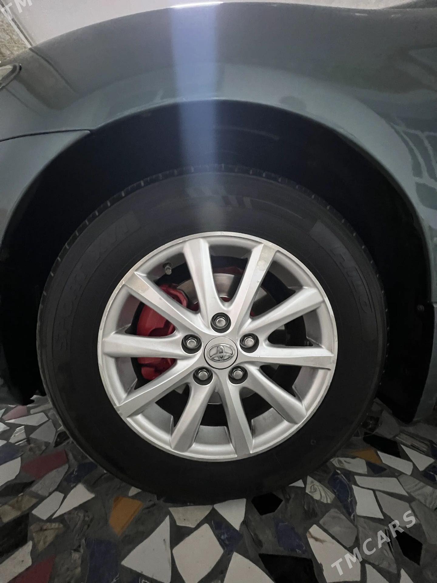 Toyota Camry 2010 - 195 000 TMT - Фарап - img 1