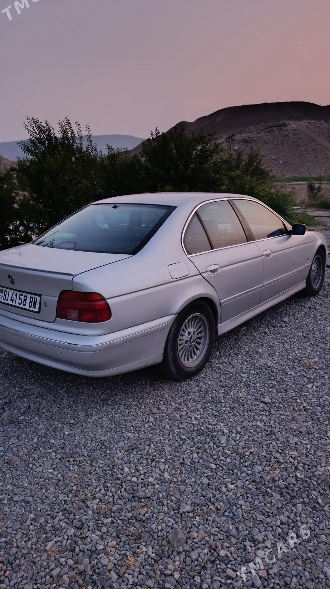 BMW 525 1997 - 100 000 TMT - Gyzylarbat - img 1