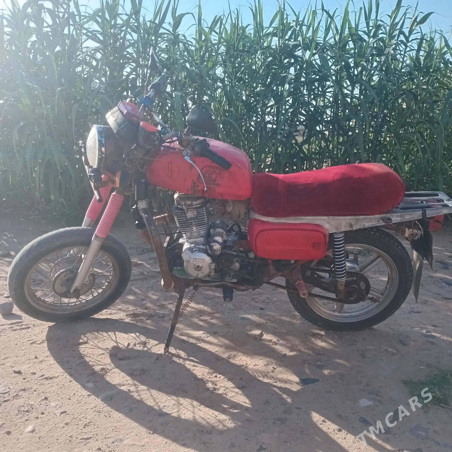 Fekon FK150-8G 2014 - 7 500 TMT - Sarahs - img 1