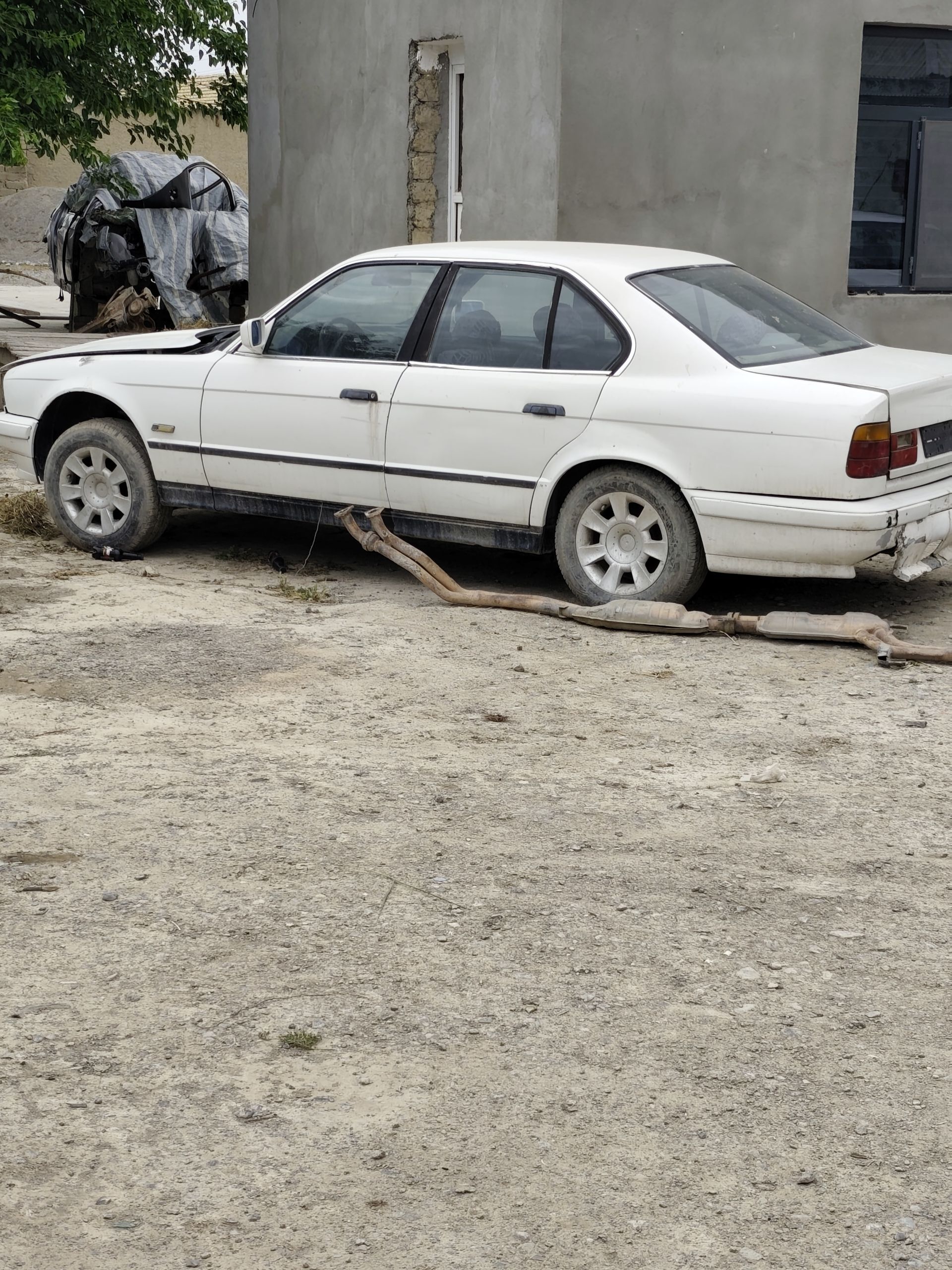 Morda Sokip satylya BMW 10 000 TMT - Бахарден - img 1