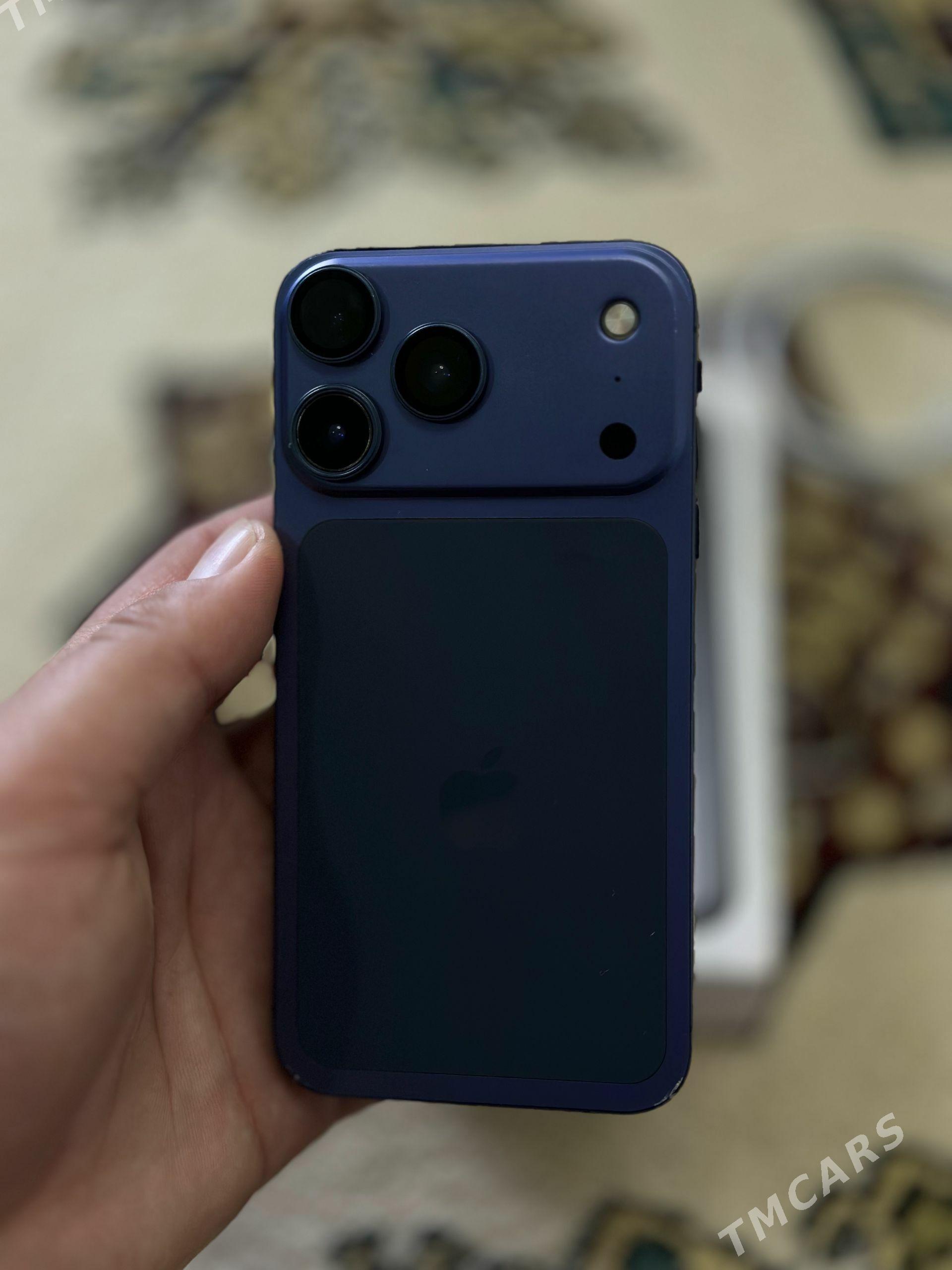 Iphone xr - Туркменбаши - img 1