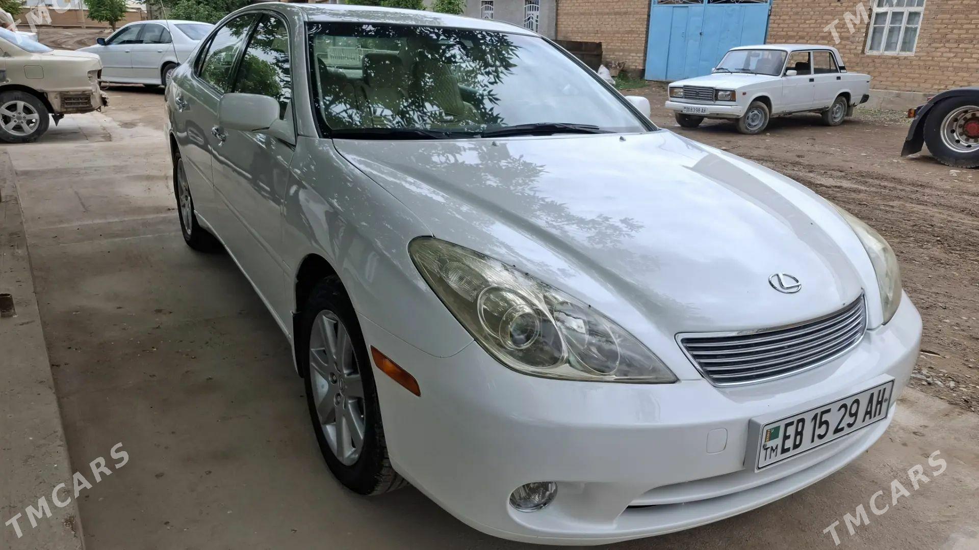 Lexus ES 330 2004 - 225 000 TMT - Серахс - img 1