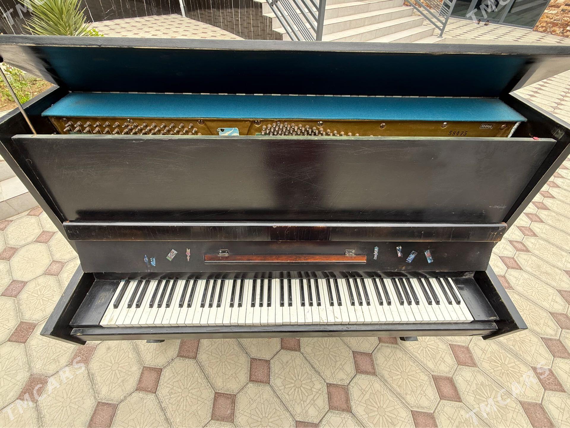 piano - Балканабат - img 1