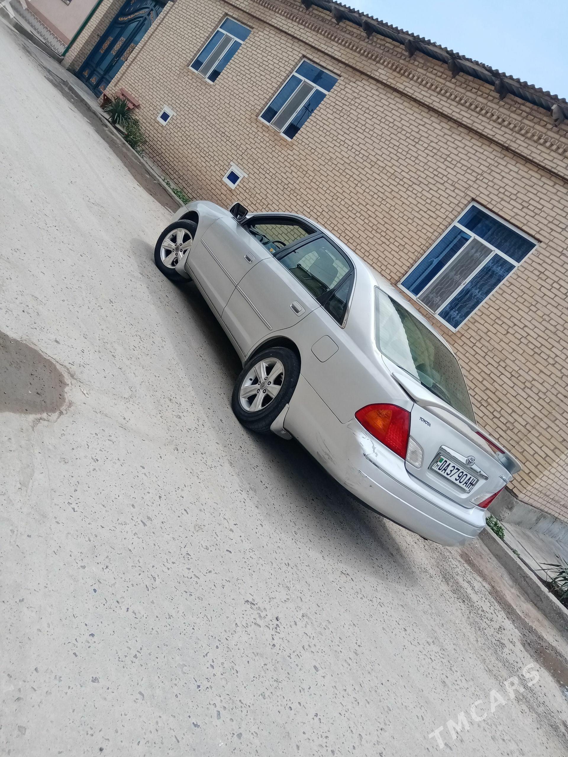 Toyota Avalon 2001 - 230 000 TMT - Dänew - img 1