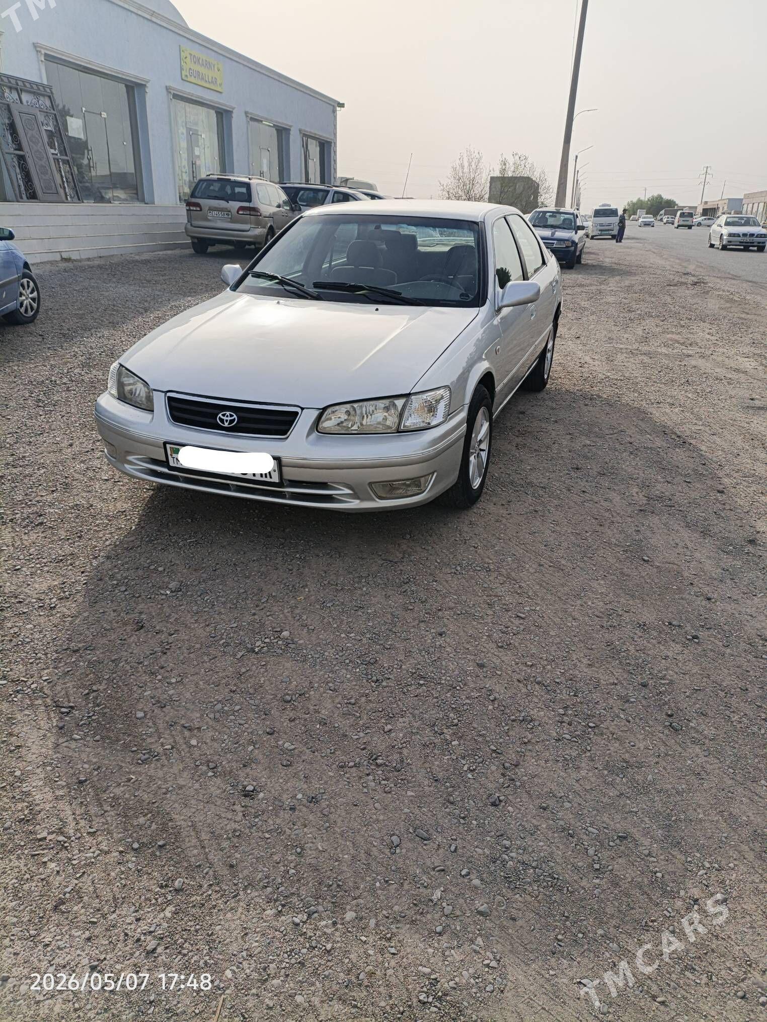 Toyota Camry 2000 - 138 000 TMT - Мары - img 1