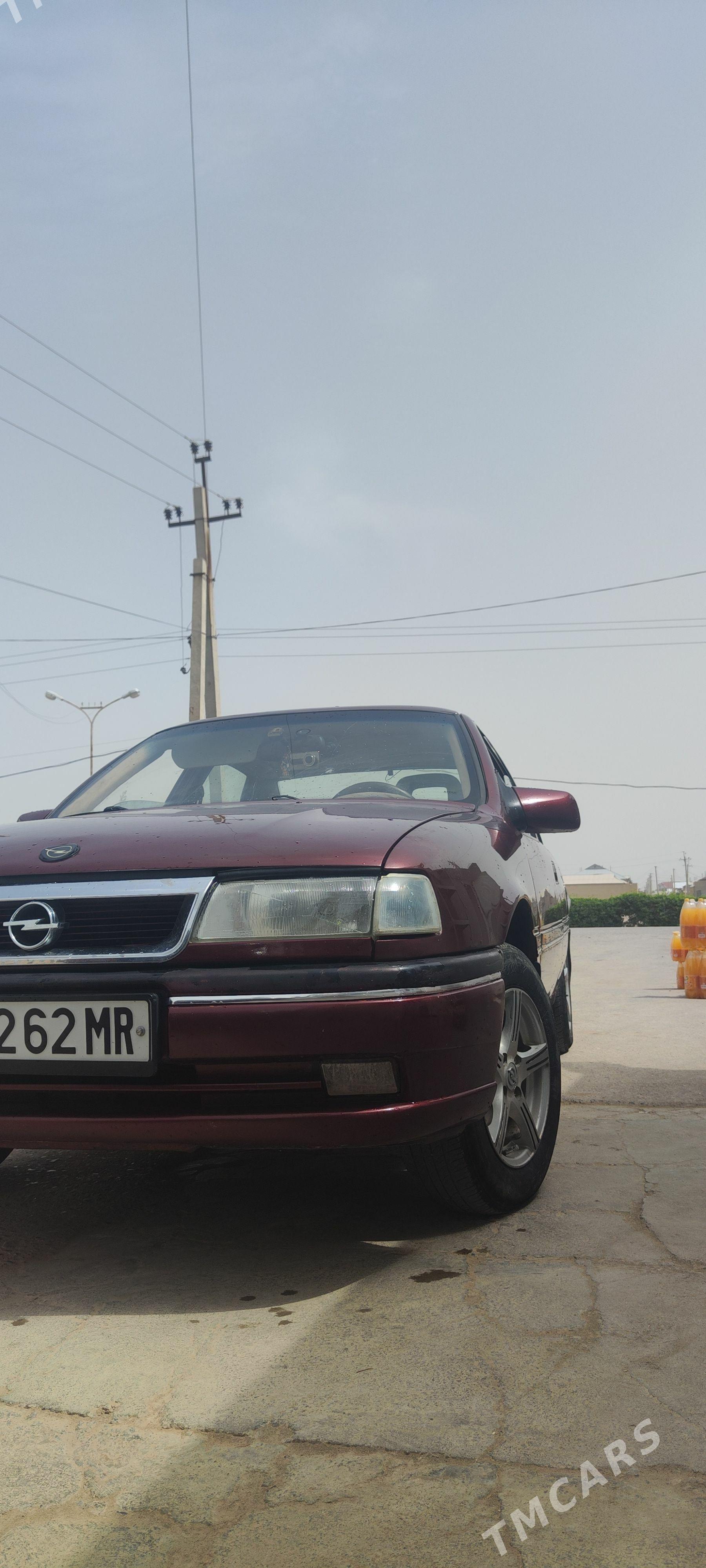 Opel Vectra 1991 - 39 500 TMT - Мары - img 1