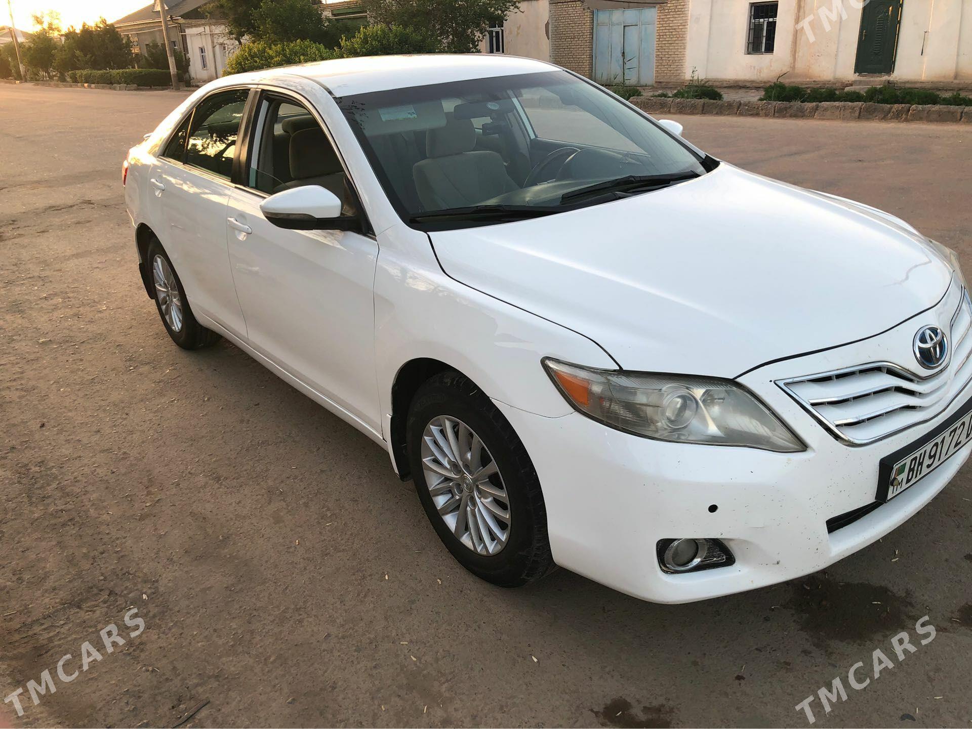 Toyota Camry 2010 - 180 000 TMT - Акдепе - img 1