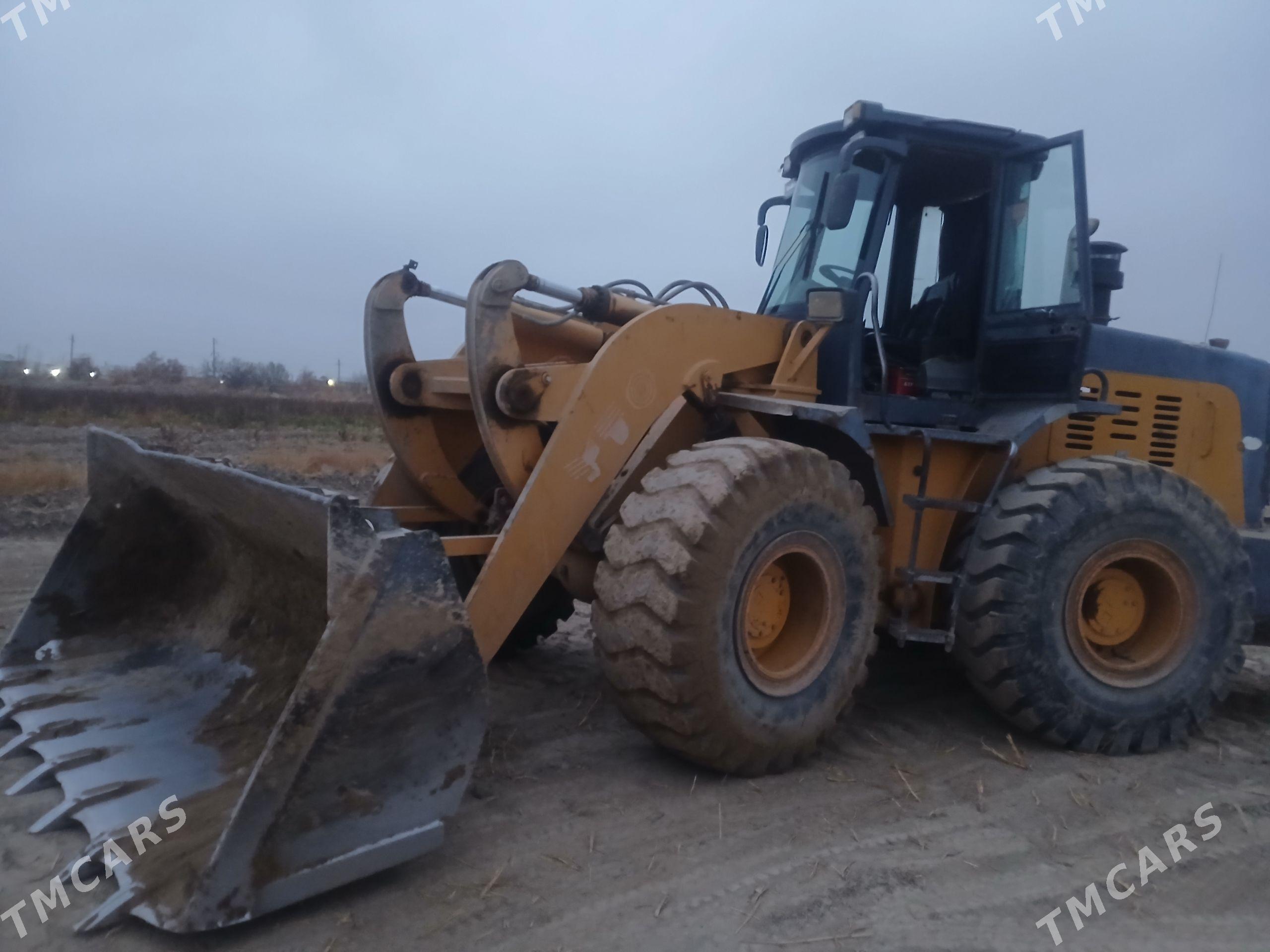 XCMG 500 2011 - 440 000 TMT - Мары - img 1
