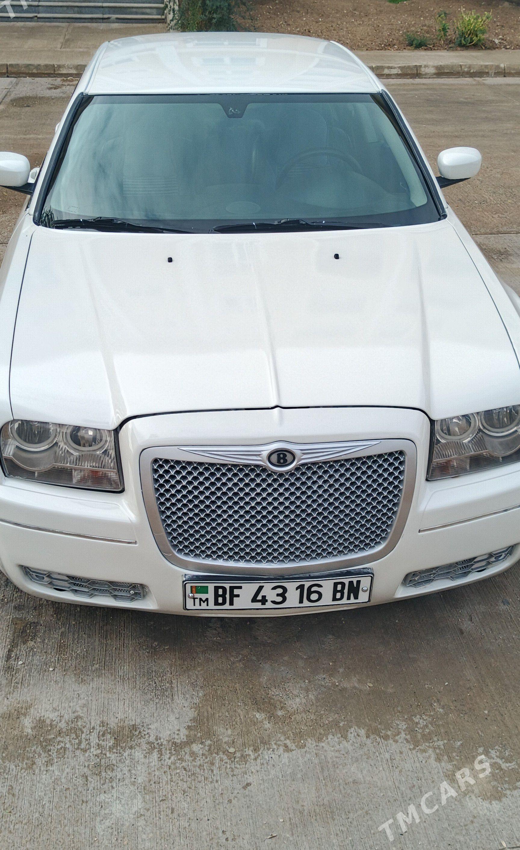 Chrysler 300C 2006 - 110 000 TMT - Türkmenbaşy - img 1