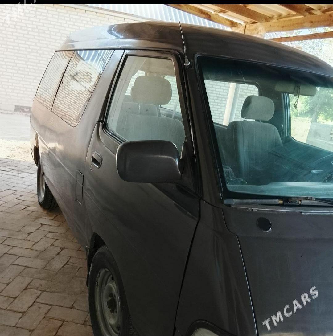 Toyota Town Ace 1992 - 25 000 TMT - Sakarçäge - img 1