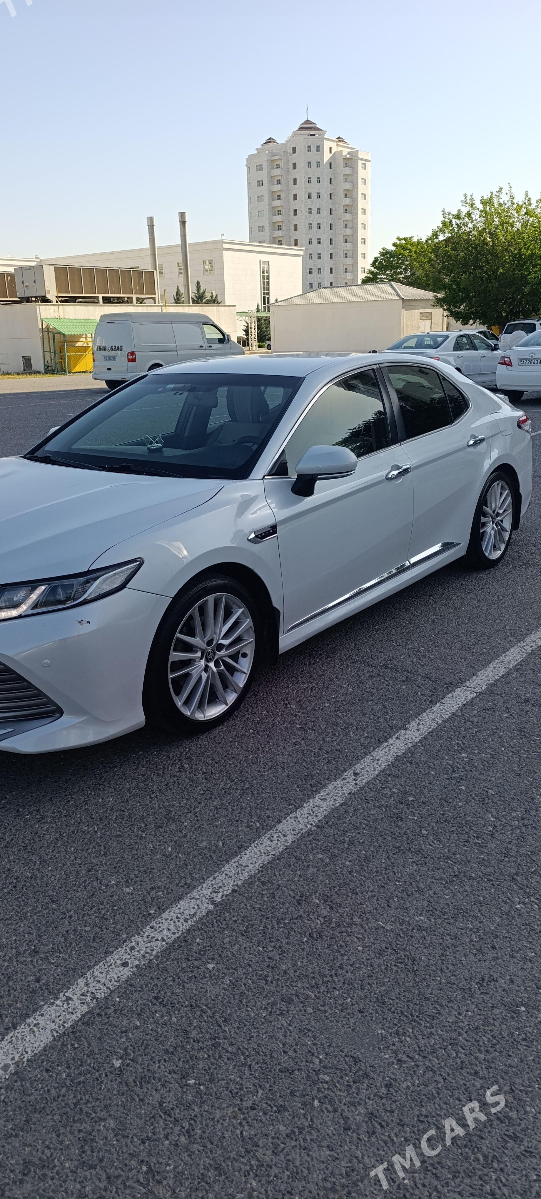 Toyota Camry 2020 - 250 000 TMT - Гёкдепе - img 1