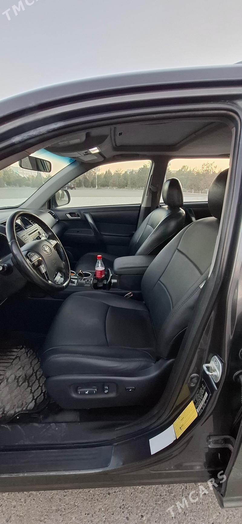 Toyota Highlander 2009 - 340 000 TMT - етр. Туркменбаши - img 1