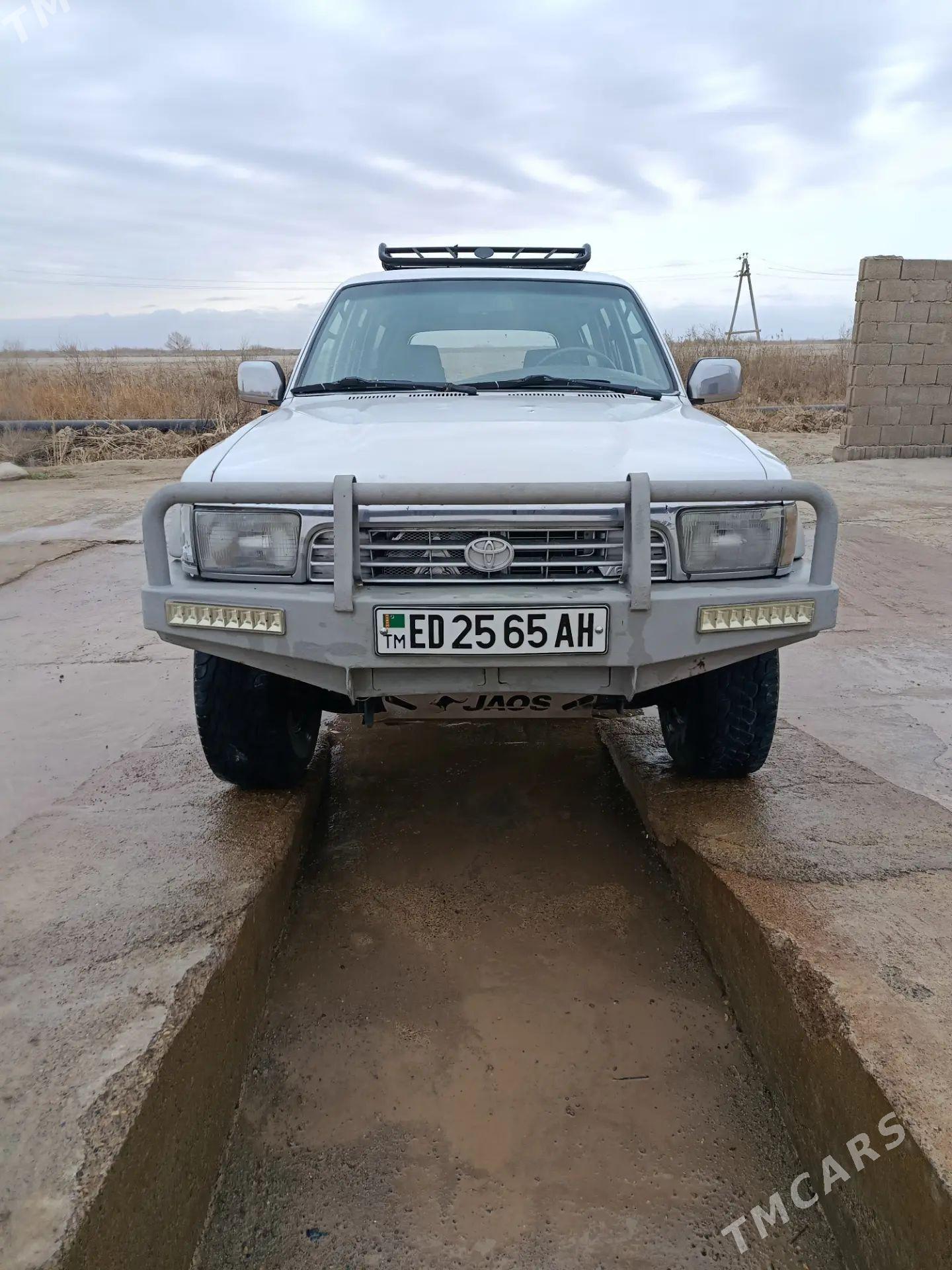 Toyota 4Runner 1998 - 80 000 TMT - Теджен - img 1